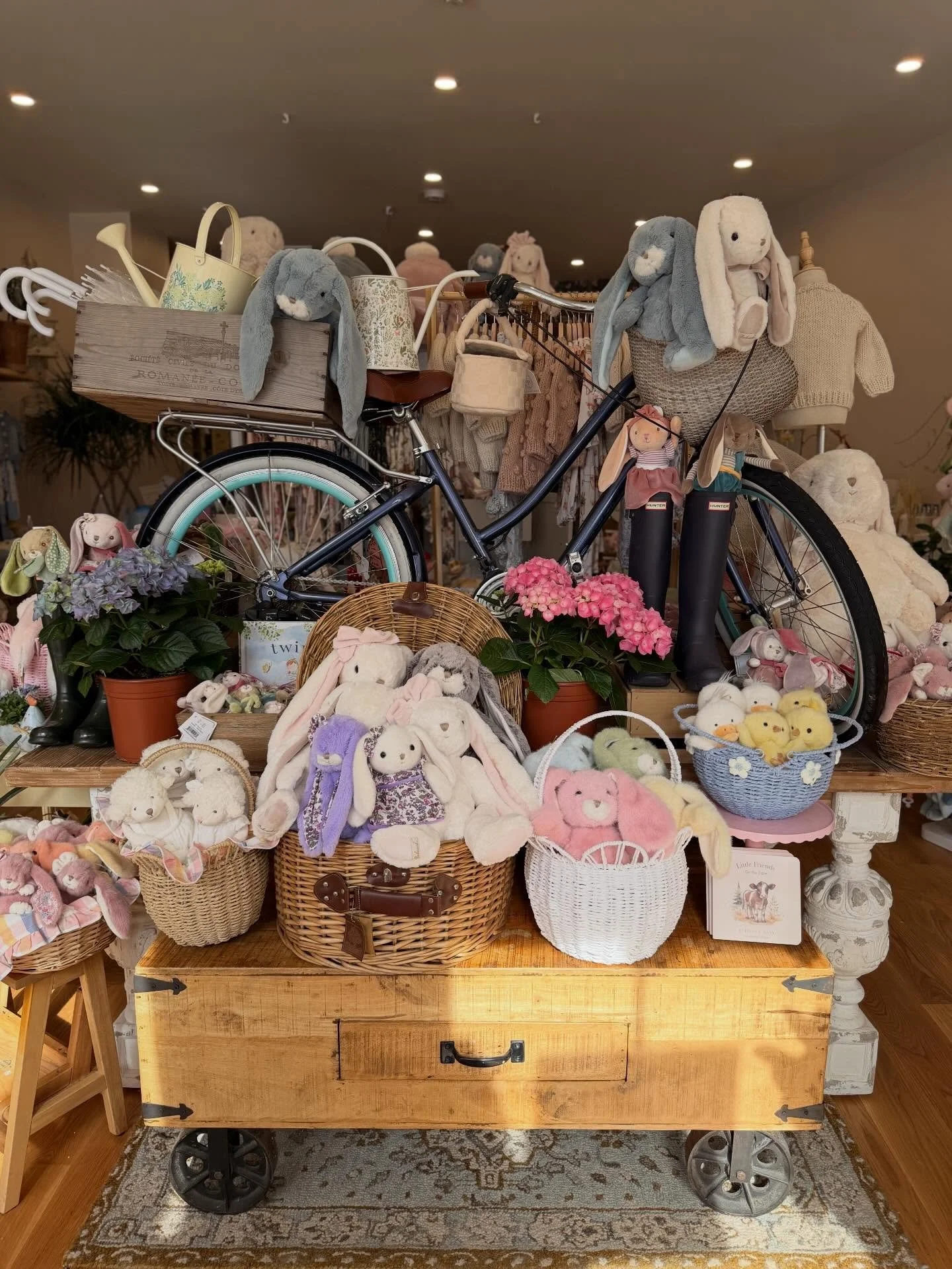 The Easter Basket Shop has arrived at L&amp;M 🪺🌸🥚🌸🐣🐰🧺