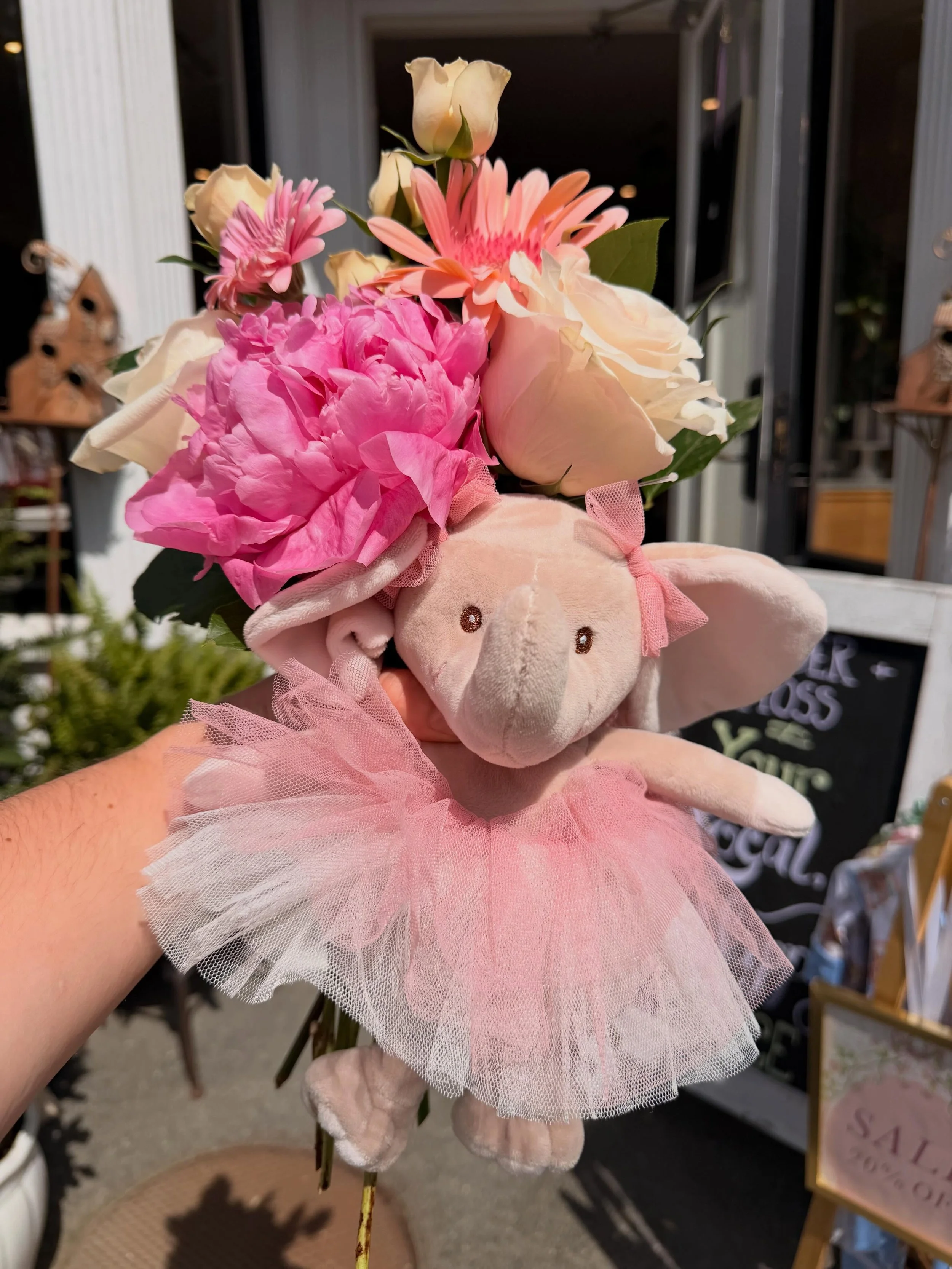 The perfect recital gift 🌸🎀✨🦢🩰 Recital bouquets still available for Saturday &amp; Sunday! Give us a call ahead of time to secure a bouquet for your ballerina 🩷