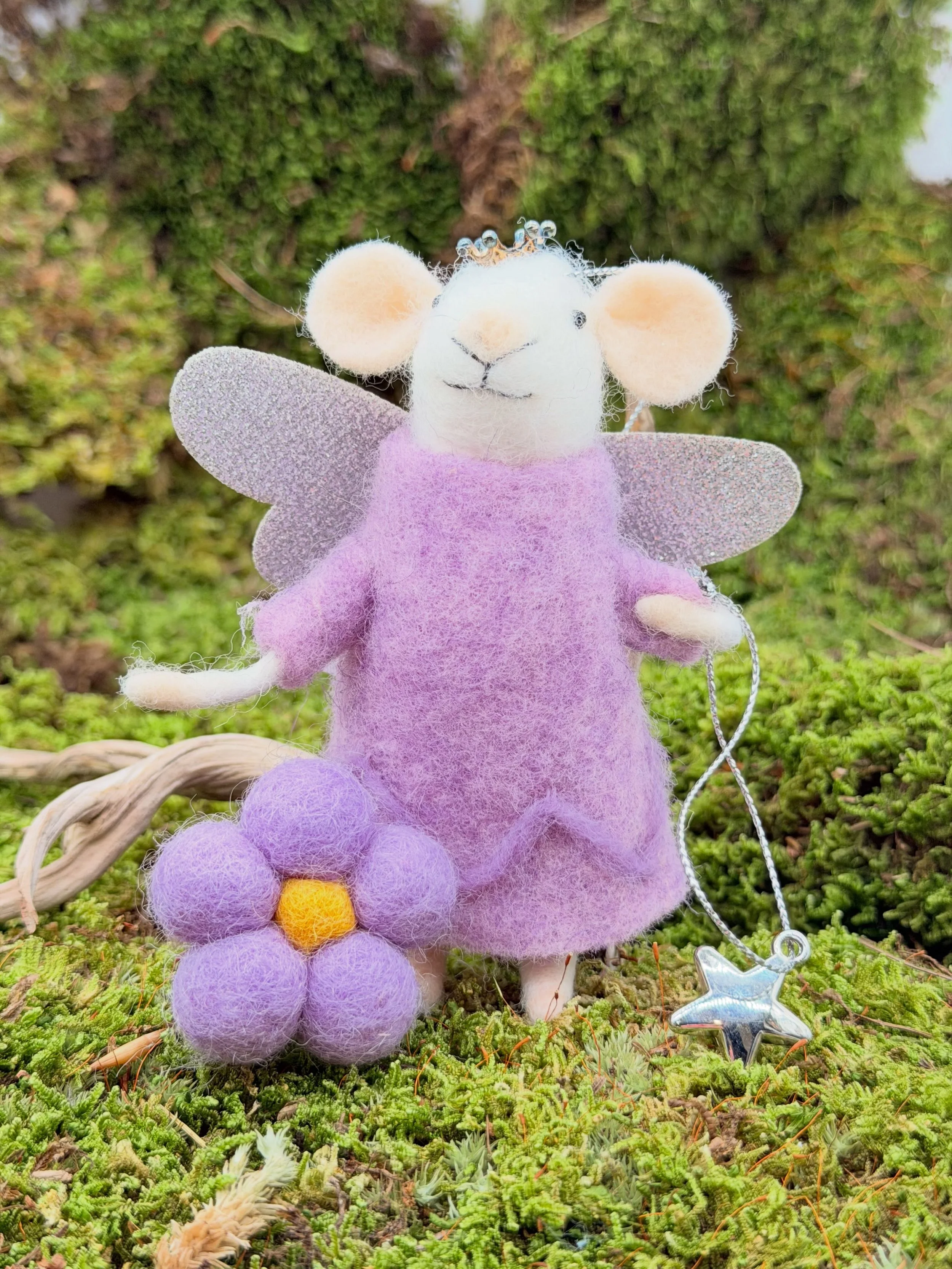 Fairytale Florence 🧚💜 And yes the mice all have names ;)