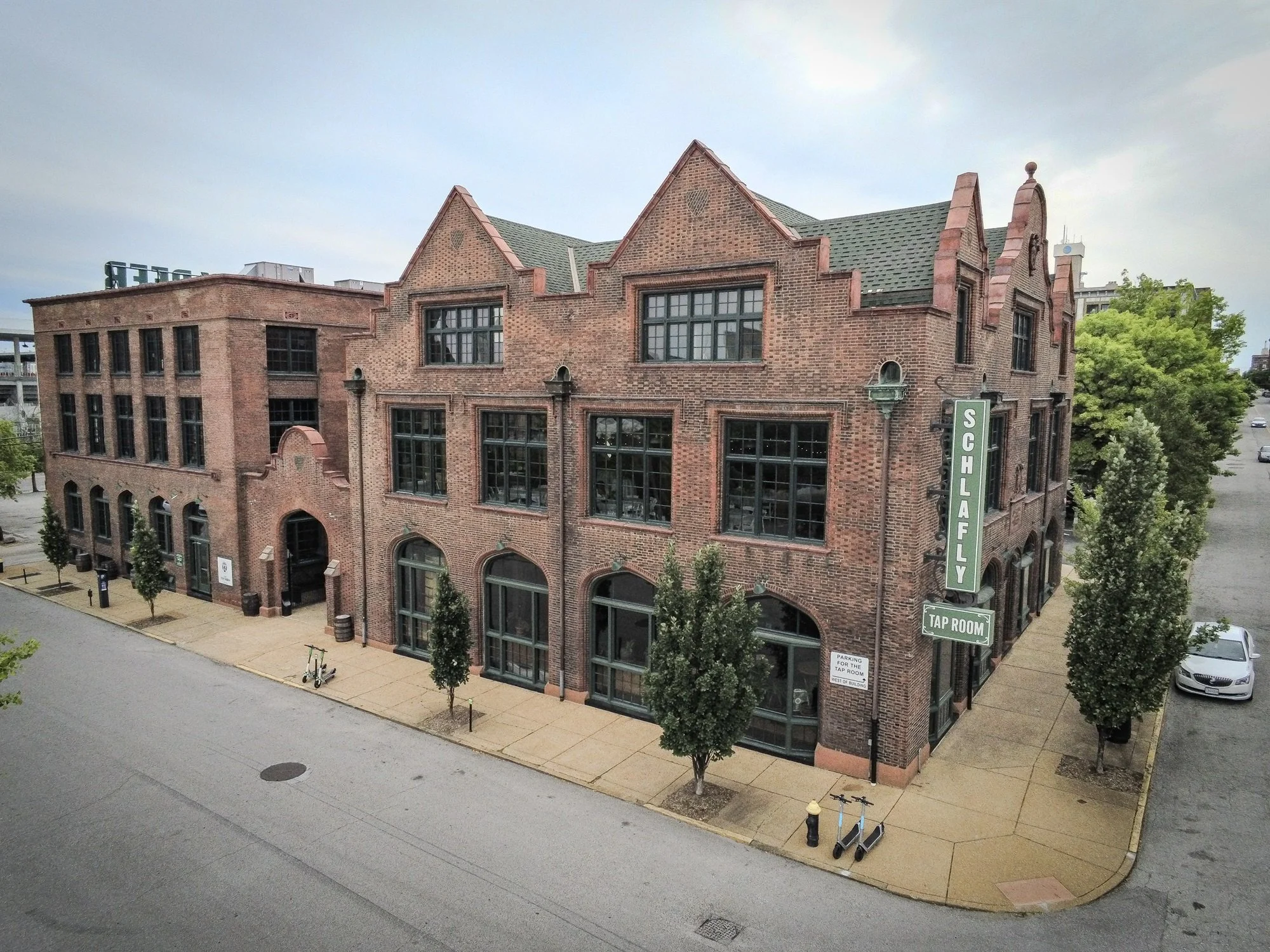The Schlafly Tap Room
