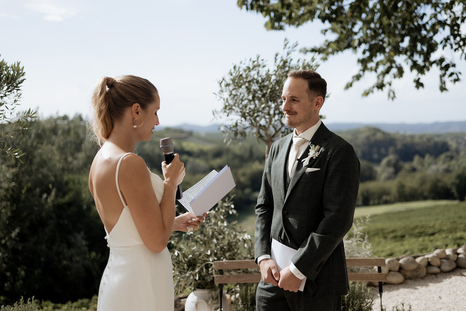 www.jessiundsebastian.de__23A9575_JuliaundMichael_WeddingDay_0911_websize.jpg