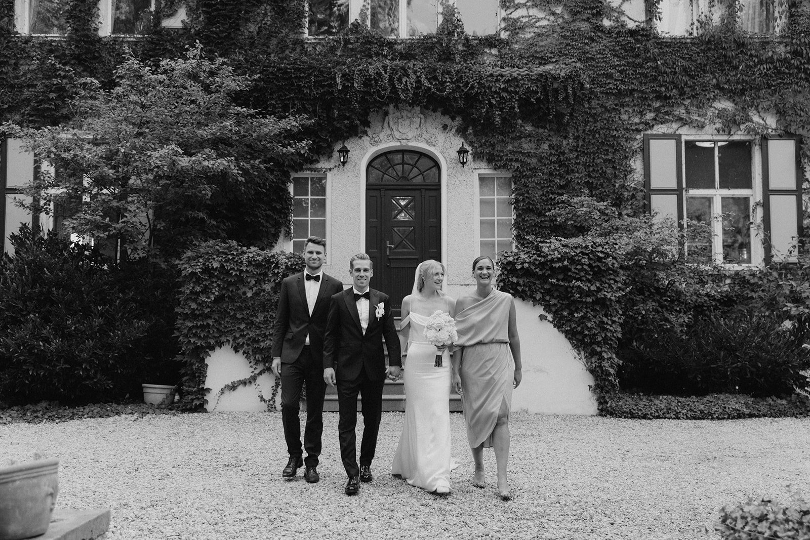www.jessiundsebastian.de__Q9A0338_LuisaundMarius_Hochzeit_0740_websize.jpg
