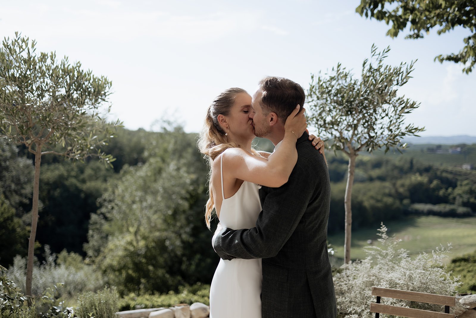 www.jessiundsebastian.de__23A9904_JuliaundMichael_WeddingDay_0961_websize.jpg