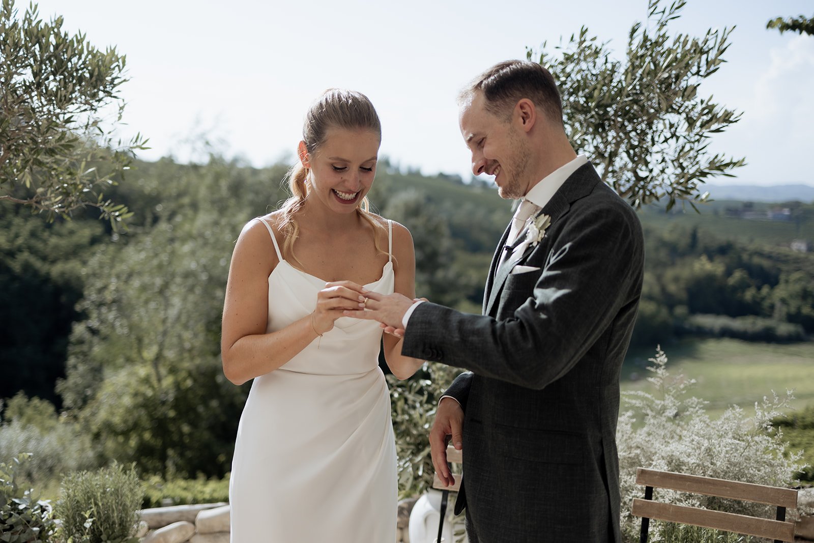 www.jessiundsebastian.de__23A9823_JuliaundMichael_WeddingDay_0949_websize.jpg