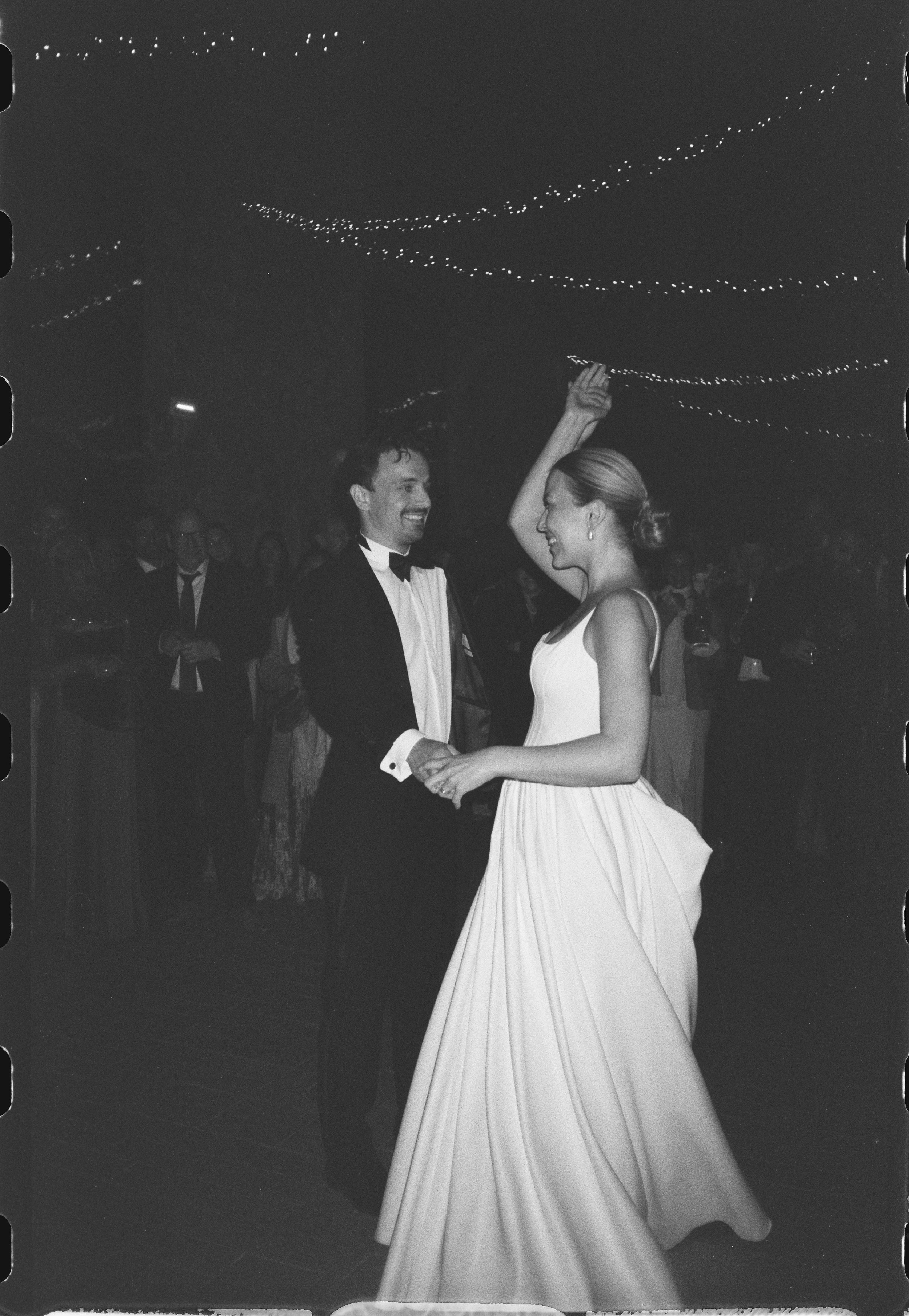 0035R1-02485-0034_www.jessandsebastian.com.jpg