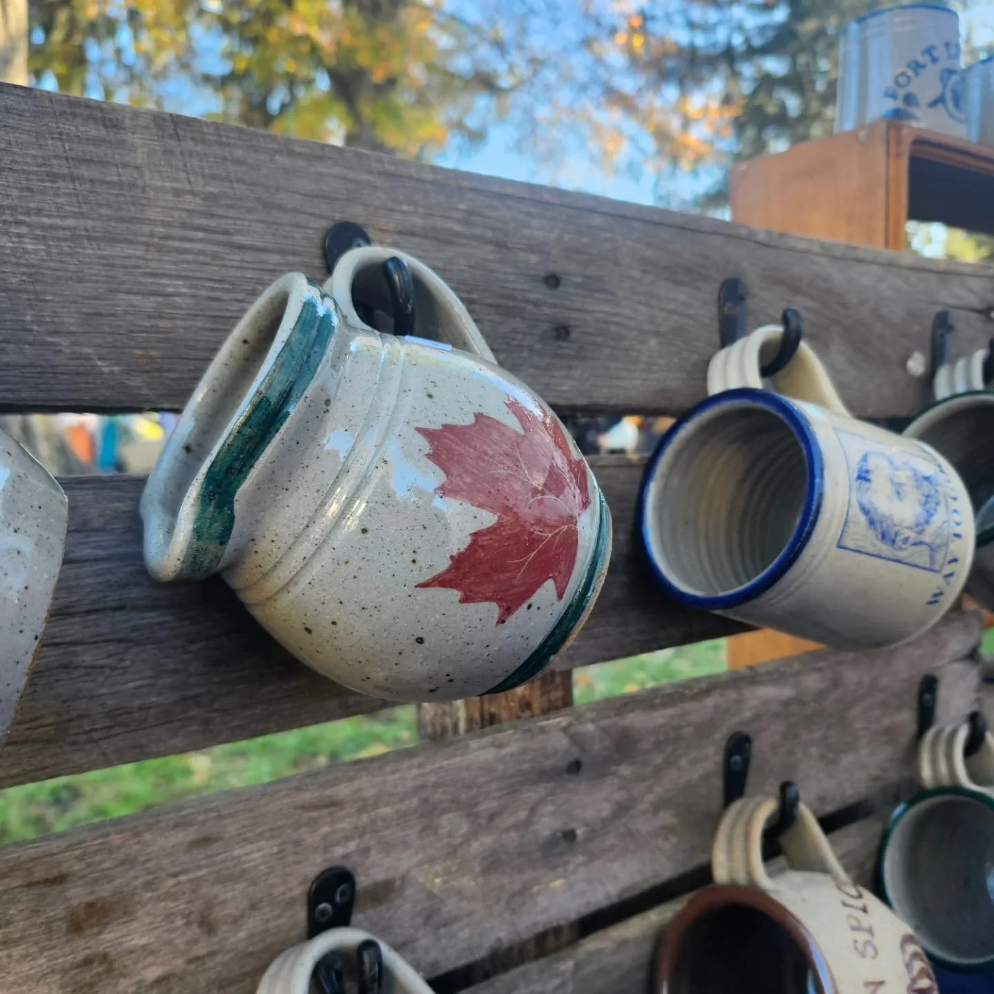 Join us for our last hurrah of fall festivals! We are at Ligonier Days, Mellon Park.
#fallvibes #fallfestival #pumpkins #pumpkinspice #ligonier #ligonierdays #fortligonier #fortligonierdays #halloween #pumpkindecor #potterypumpkin