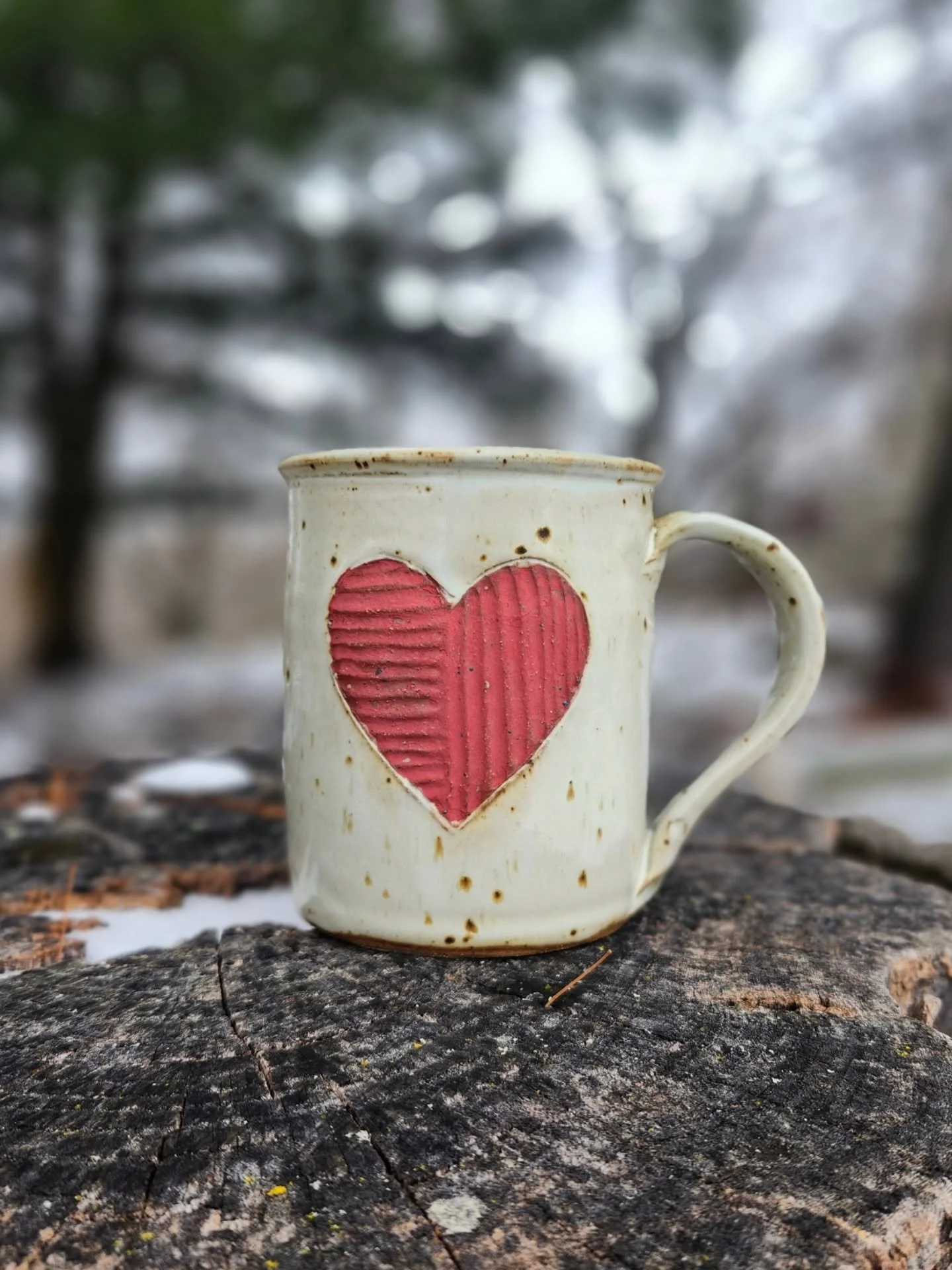 Poinsettia and carved heart mugs are now available on our website! You will also find hot cocoa, let it snow, and zodiac mugs - all ready to ship! Inventory is very limited so head to the site now if you're interested.

All remaining snowmen and othe