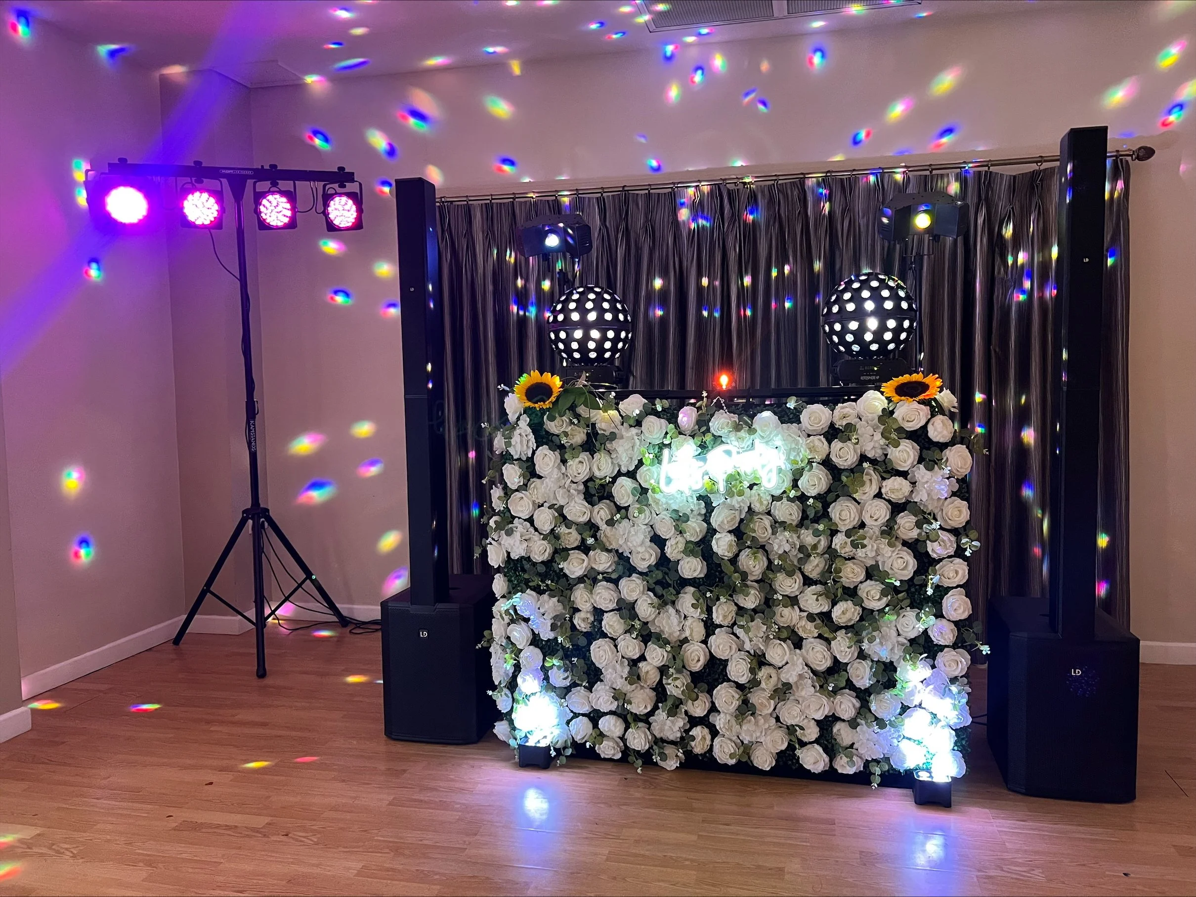 Wedding DJ, Norfolk DJ, Suffolk DJ, Party DJ