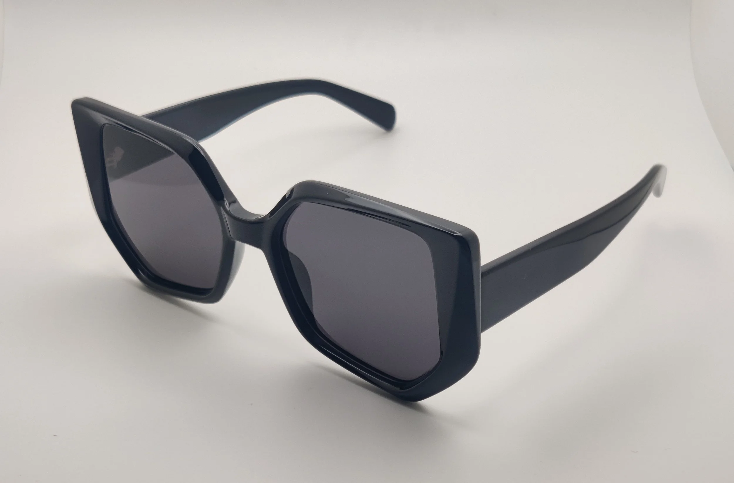 OE Black Polarized