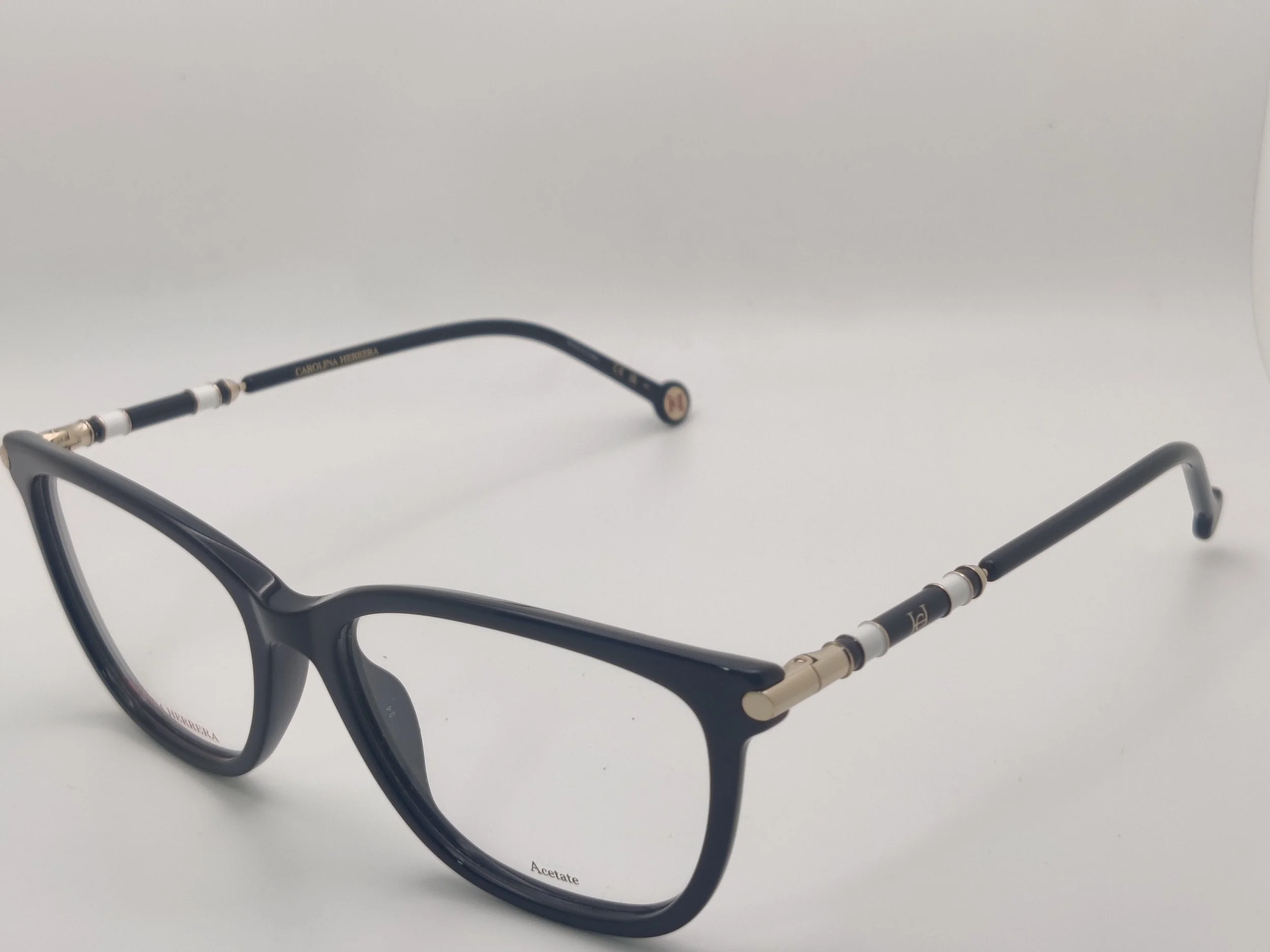 Carolina Herrera Black 