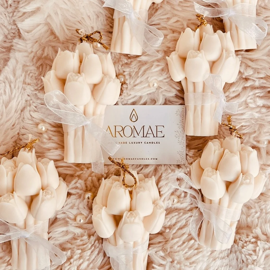 Planning your big day? 🤍
Make it even more special with Aromae candle favors, made to celebrate love 🤍 
DM 💌
#candlefavors #candles #candleshop #candlesouvenirs #souvenirs #wedding #weddingcandles #candlelovers #candlemaking #aromaecandles #party
