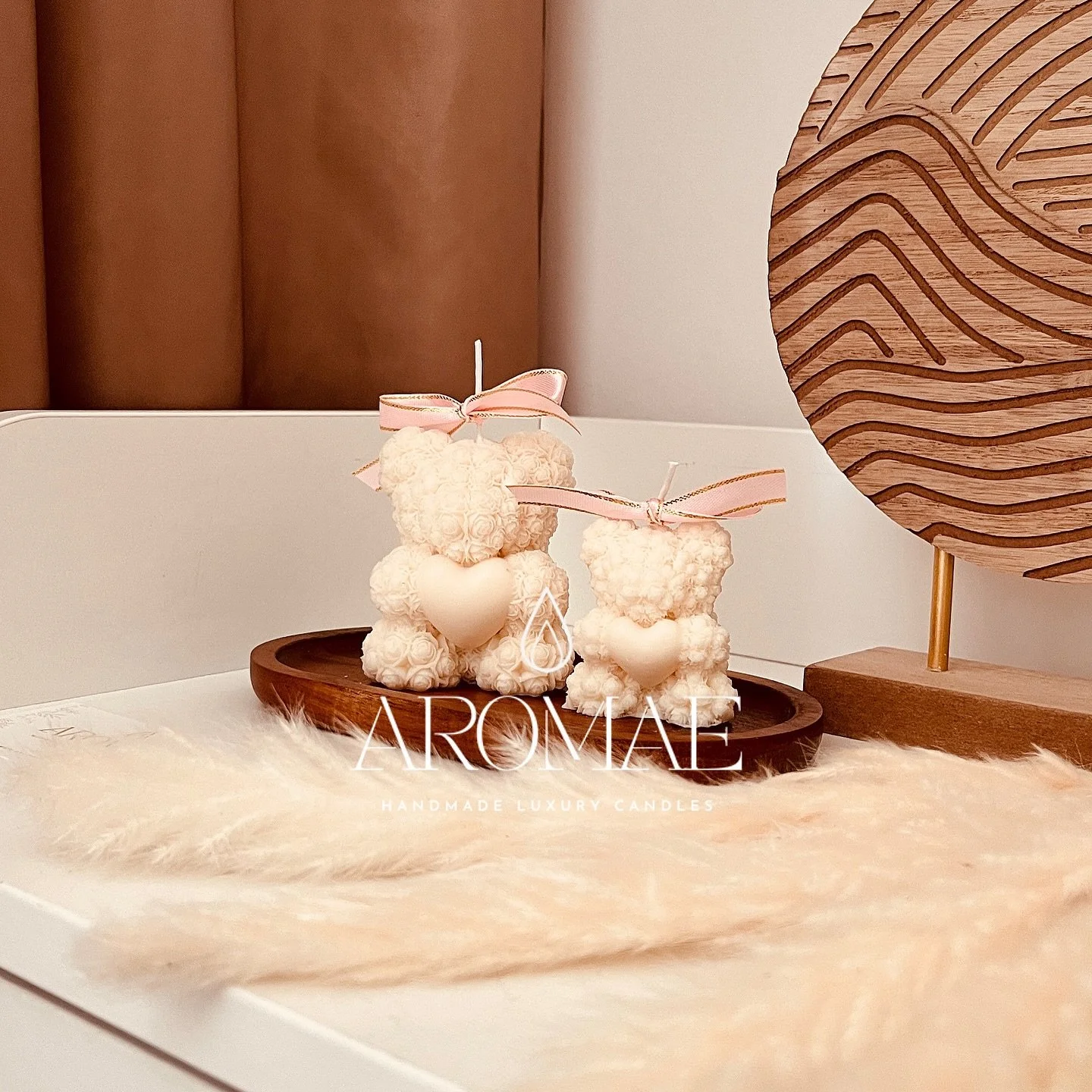 Aromae Teddy Bear 🤍
Too cute not to share.
DM to order 🧸

#handmadecandles #candlebusiness #candleshop #candlelover #luxurycandles #aestheticdecor #homedecorinspo #cozyhome #giftideas #thoughtfulgifts #smallbusinessowner #supportsmallbusiness #hand