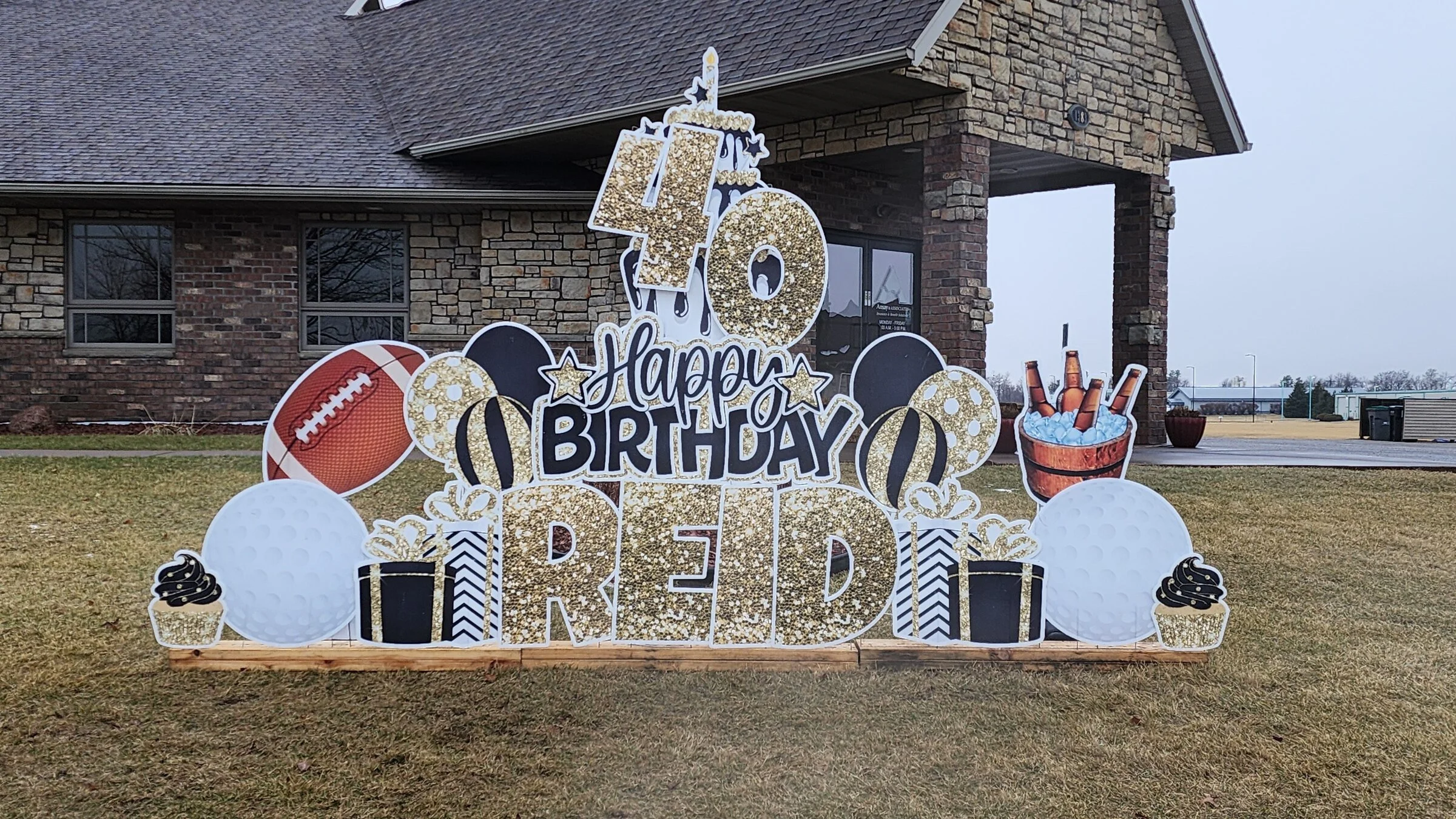 BirthdayGoldBlackAge40.jpg