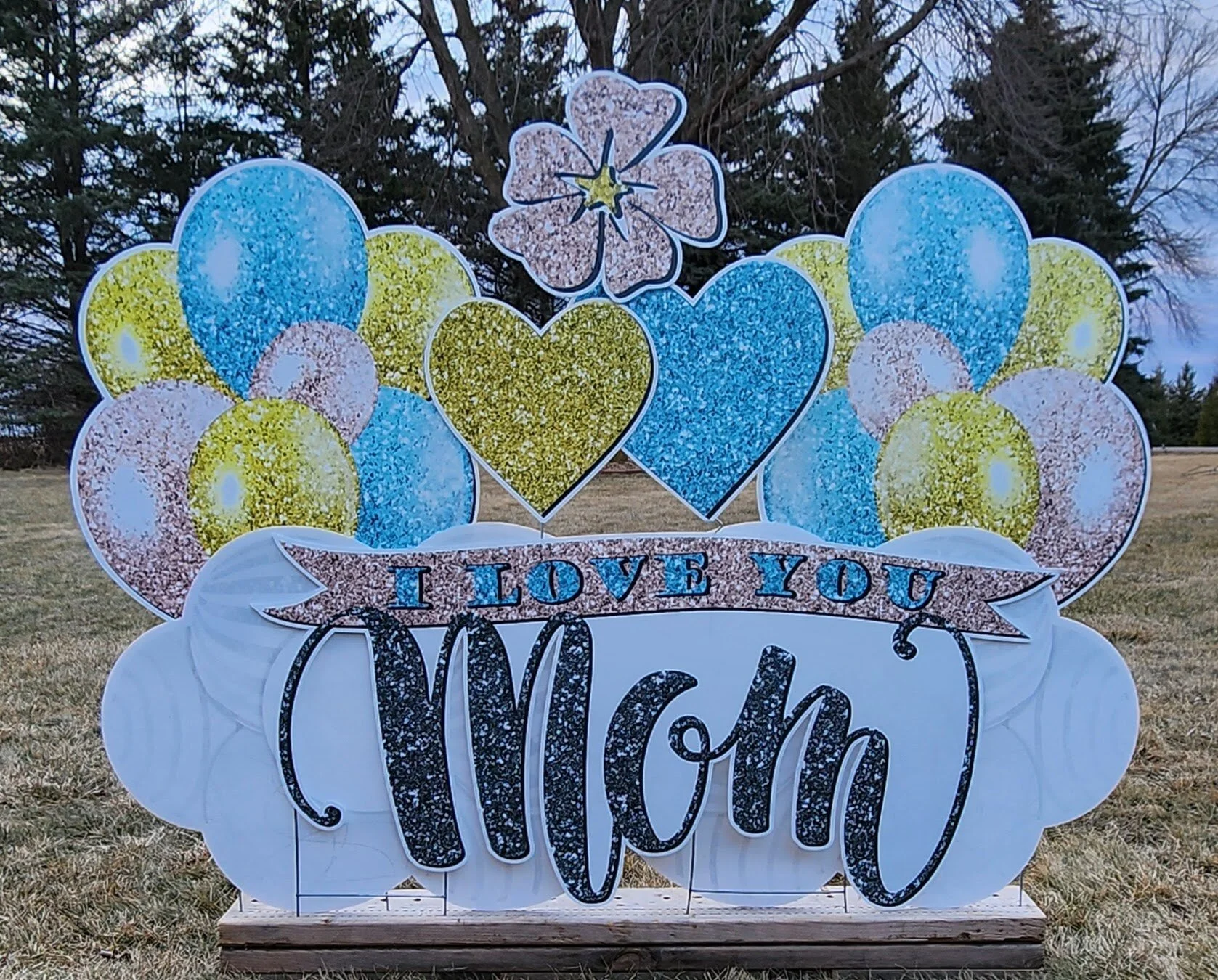 MothersDayBlueYellowHearts.jpg