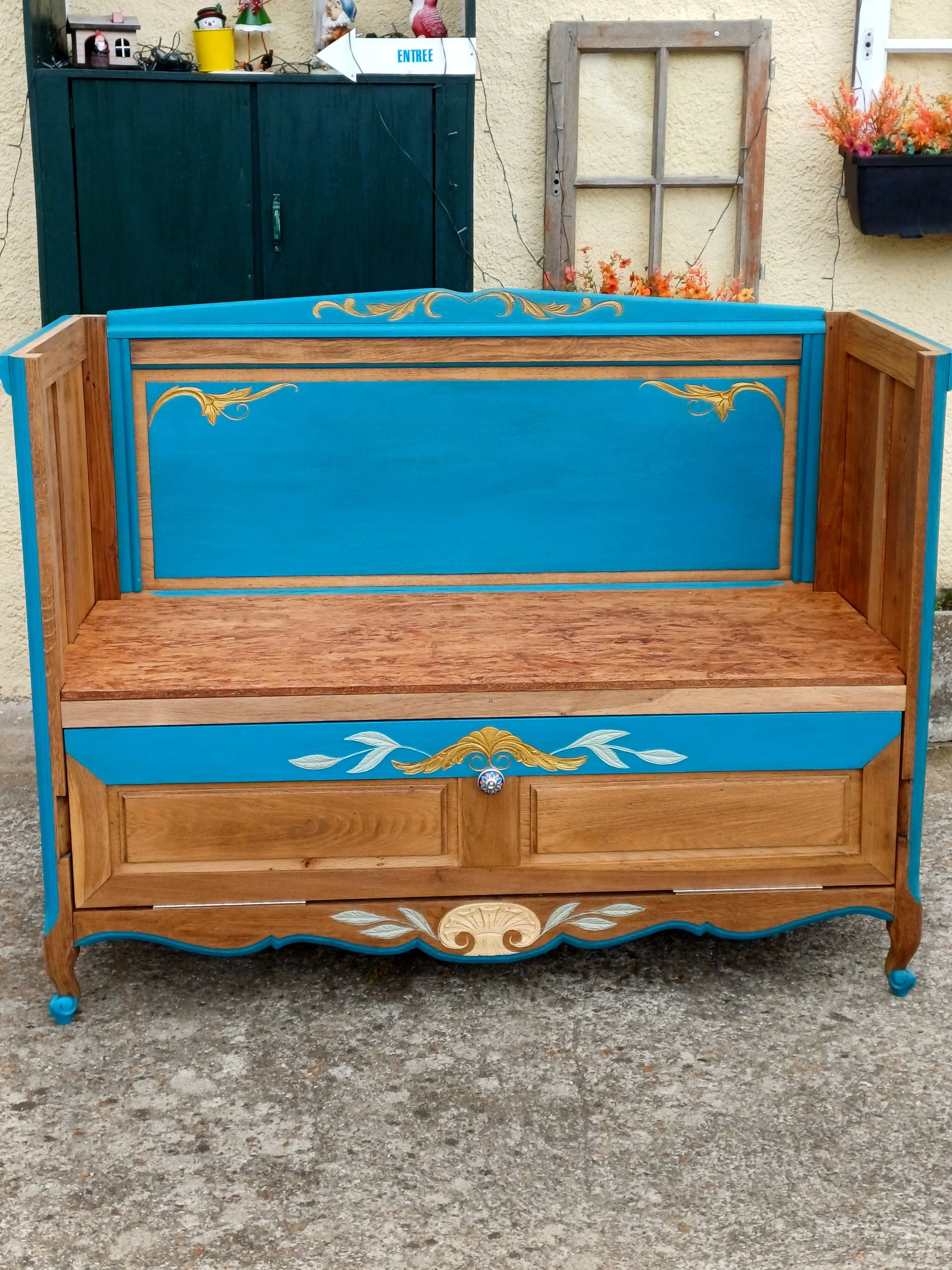 banc/coffre upcycling d'une armoire et d'une tête de lit