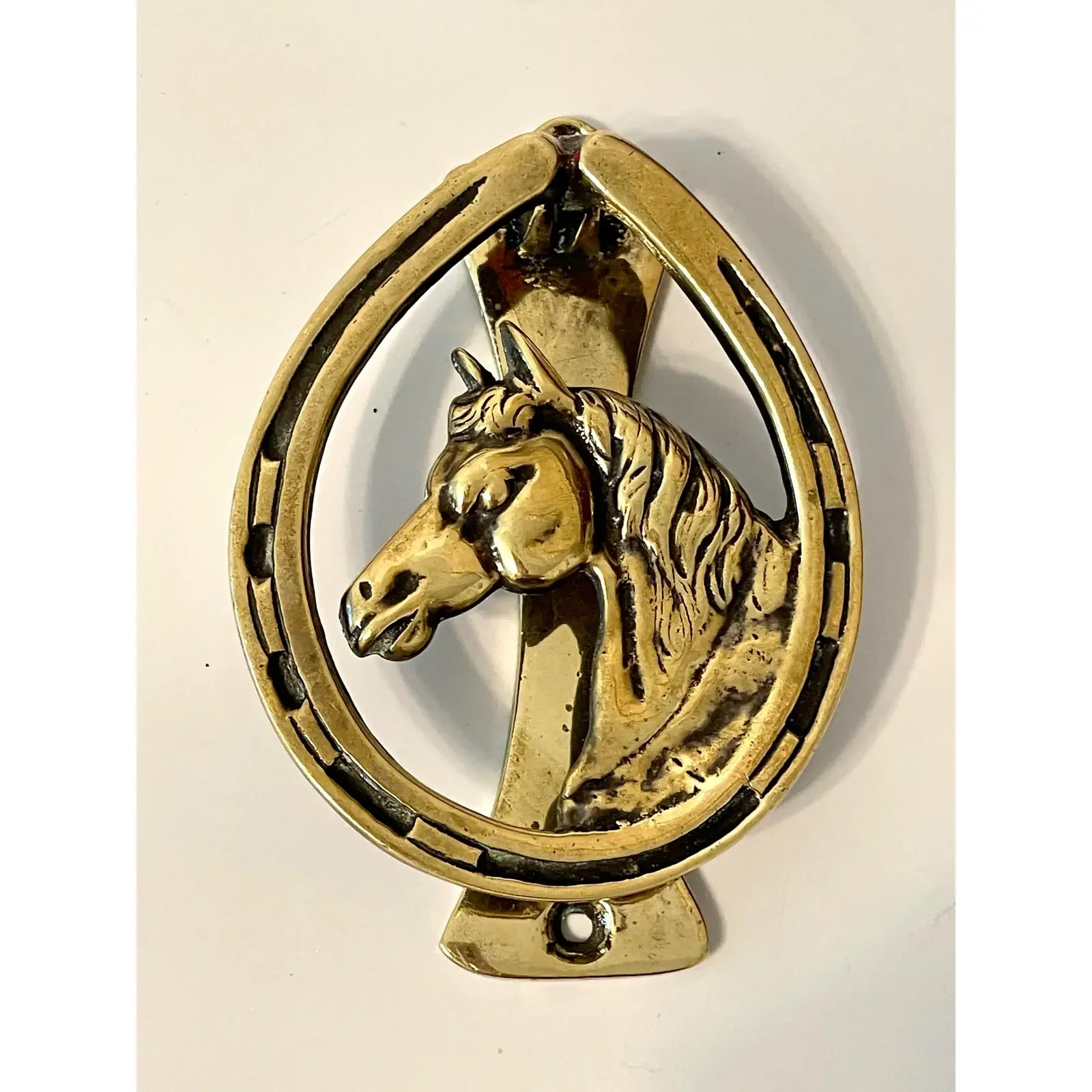 1930s-english-brass-equestrian-horse-door-knocker-0456.webp