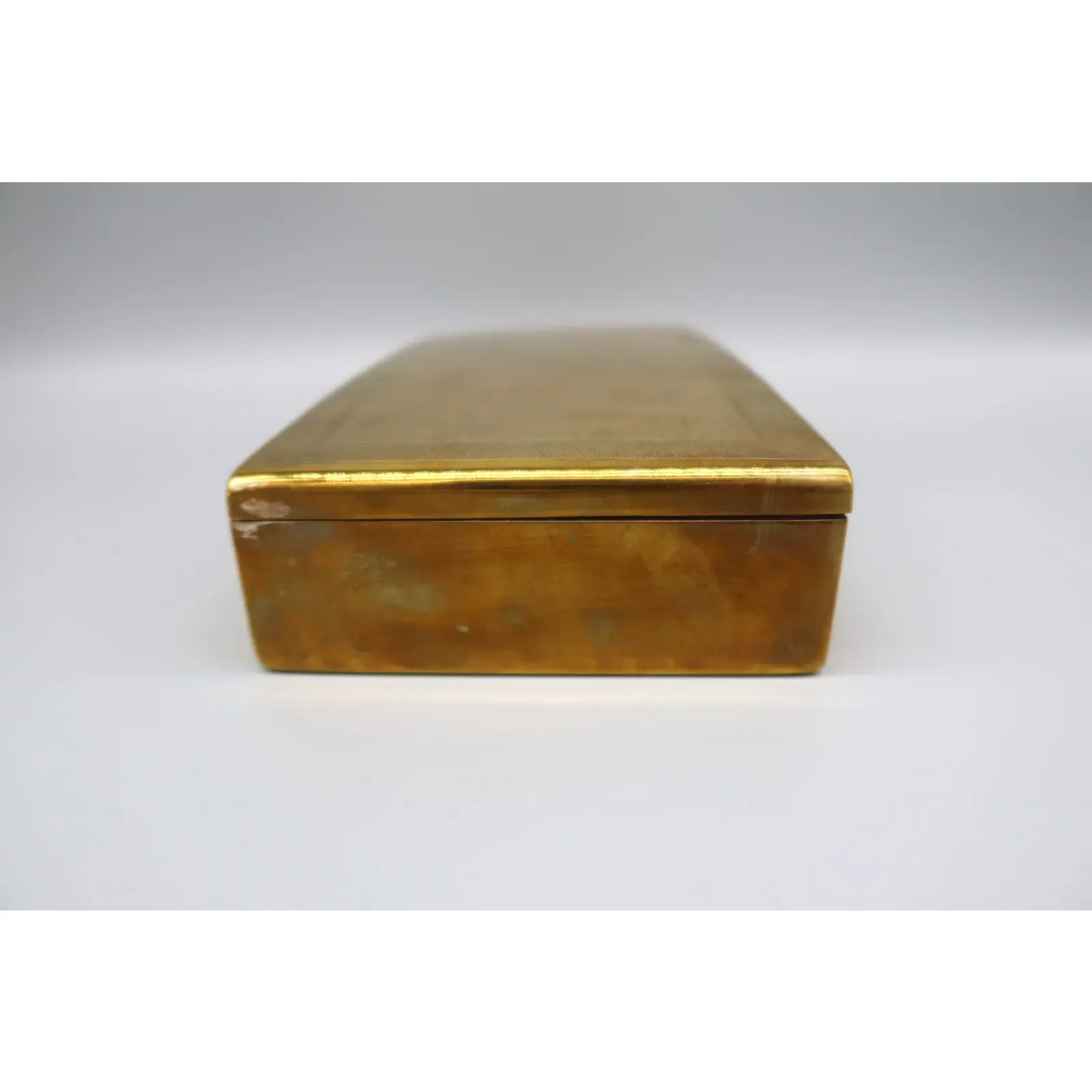 mid-20th-century-english-brass-box-5122.webp