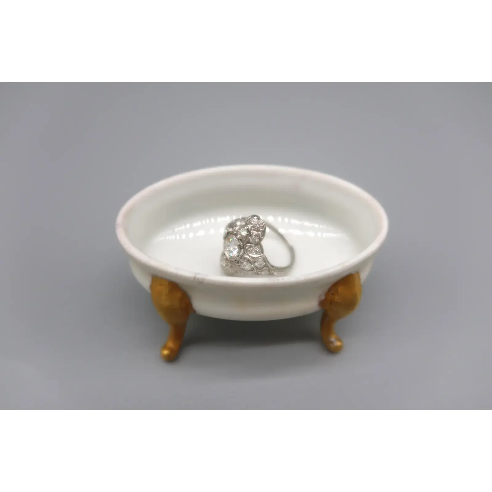 vintage-french-porcelain-footed-jewelry-dish-4186.webp
