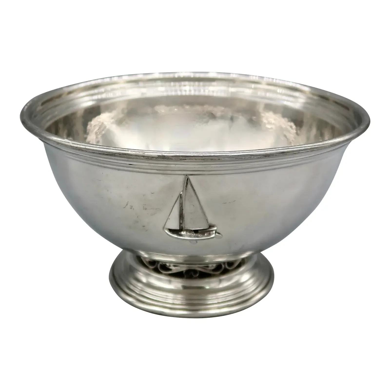 Vintage Handmade Pewter Bowl — Shirley, Williamsburg, Sailboat Medallion