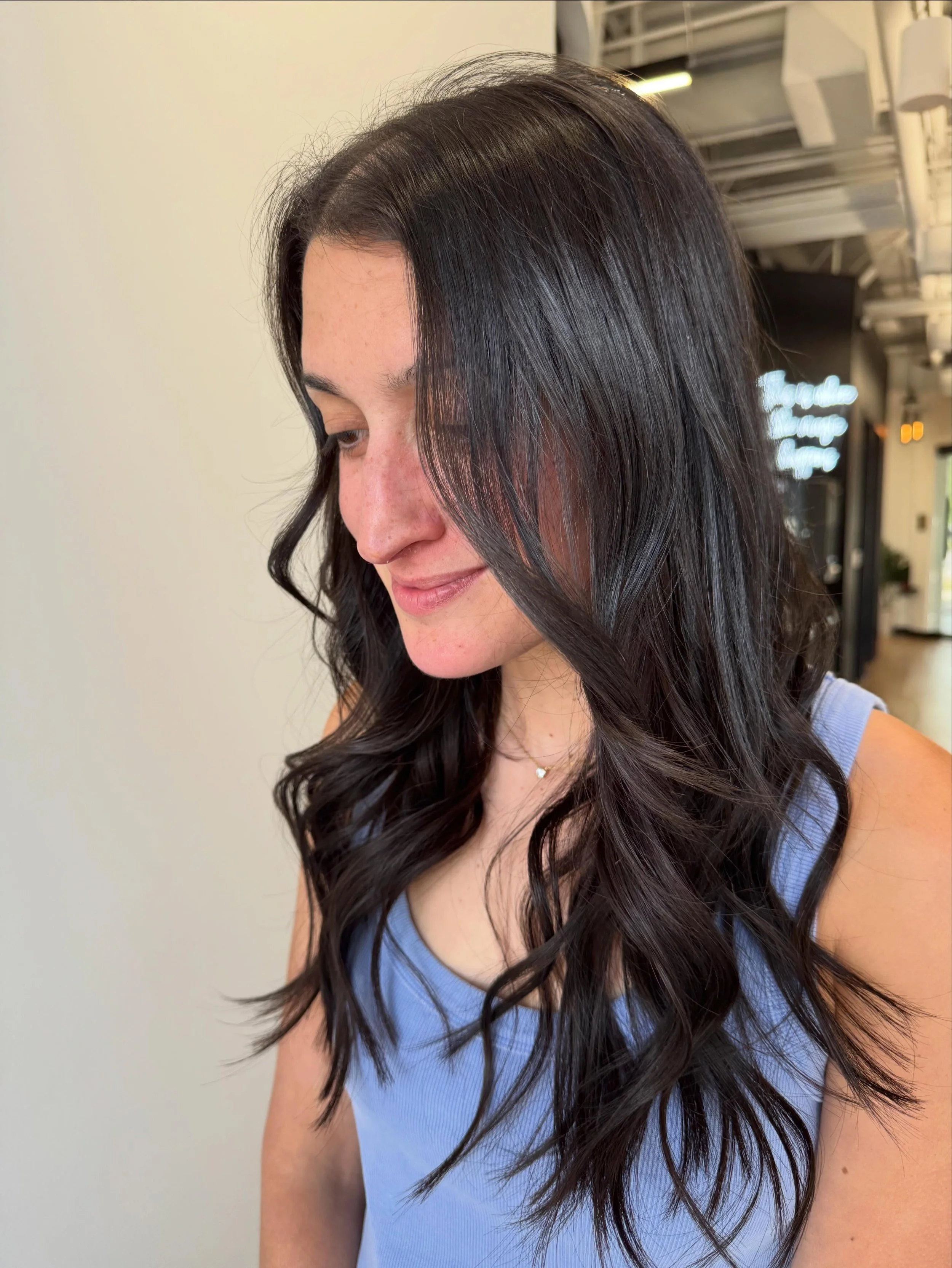 POV: you finally get the hair you&rsquo;ve always wanted&hellip; without sacrificing movement, comfort, or your natural hair 👏

This babe got a full head of single strand nano beads and I&rsquo;m obsessed with the transformation. The blend. The move
