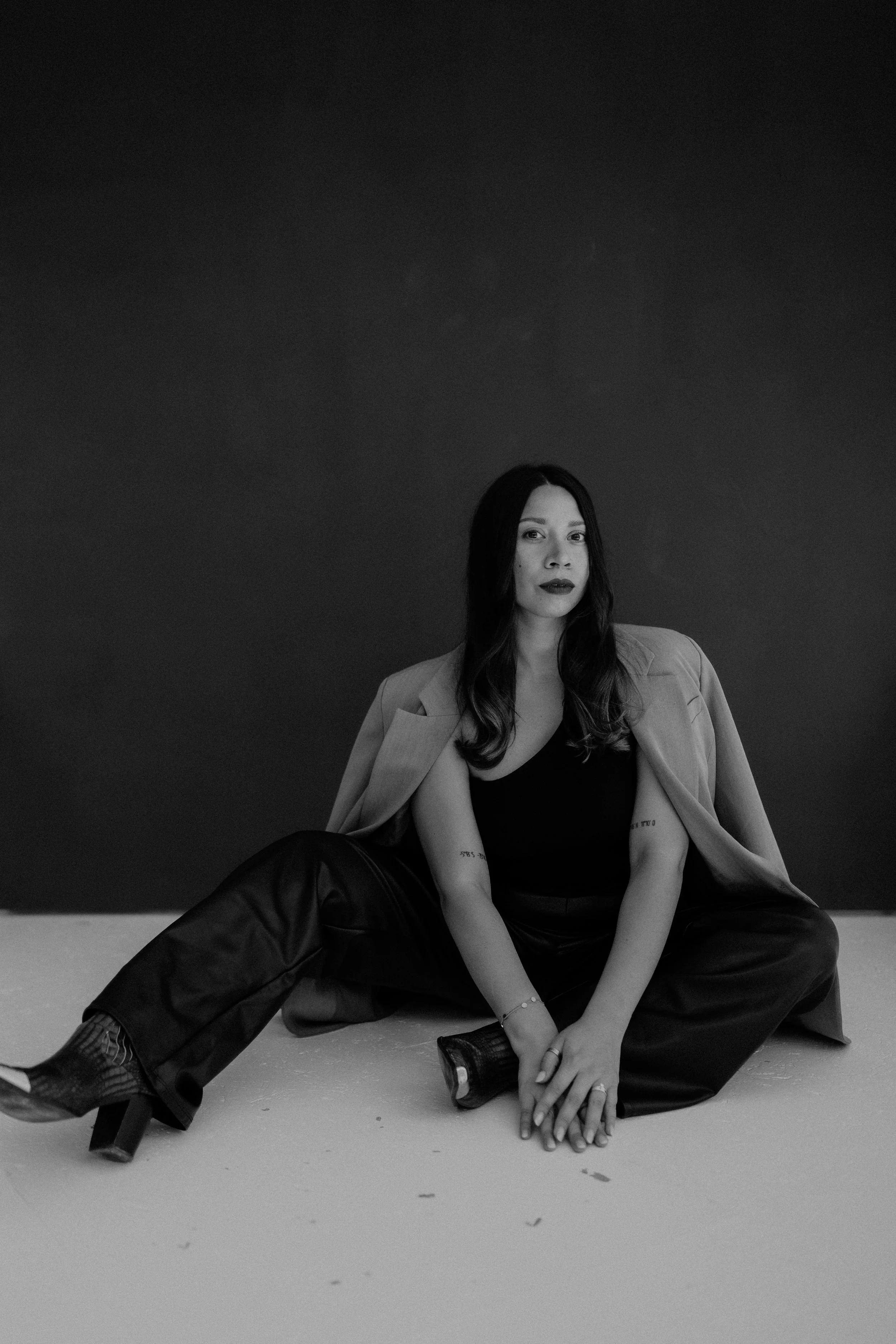 Business Frau Blazer Schwarz Weis Business Human design Reading