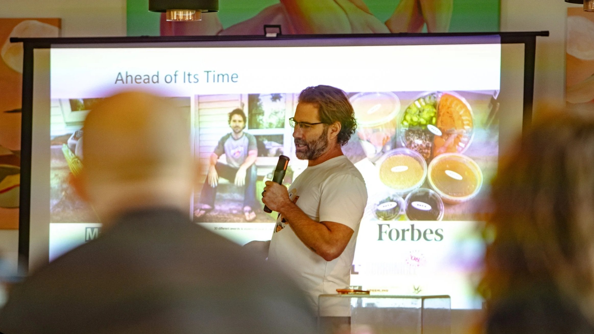 Mason Arnold, Topi Topics