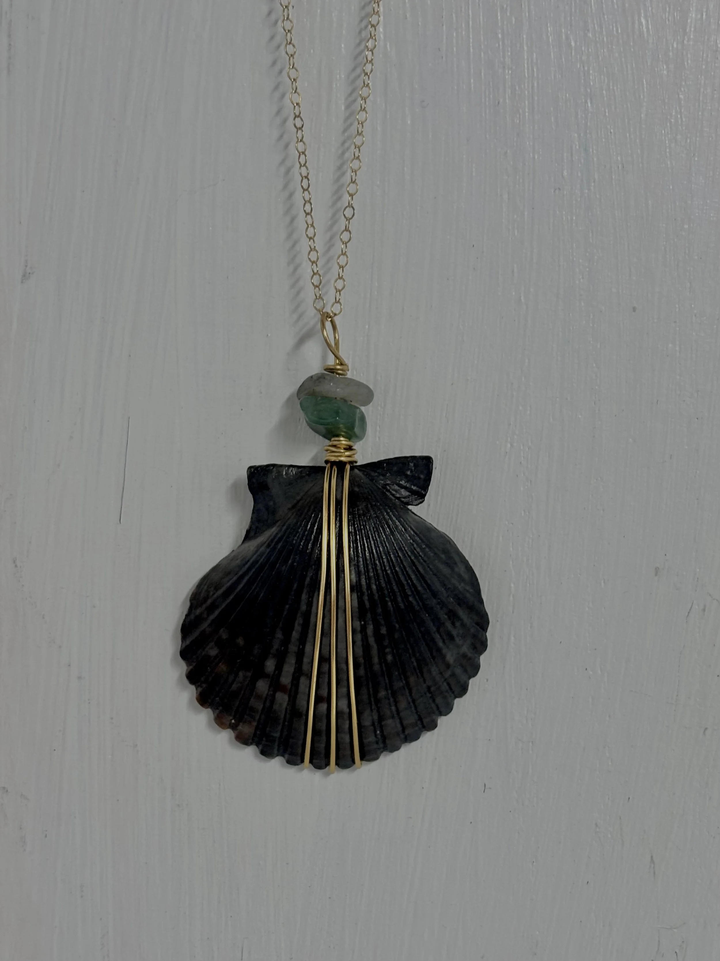 Christmas Night Shell Necklace
