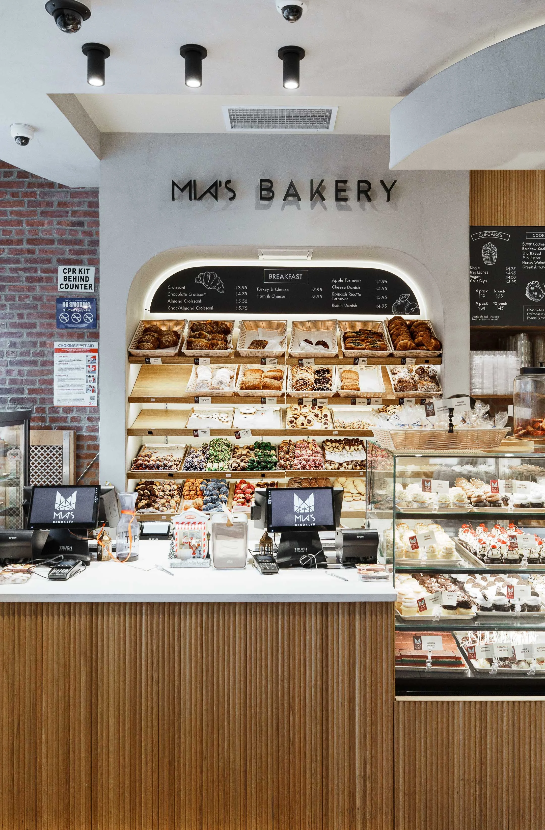 Mia's Brooklyn Bakery_WebRes-2.jpg