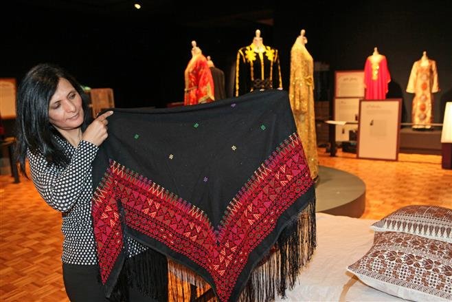 June 24th, 2024: The thobe mediating between Palestinian Material Culture and Gendered Activism (Enaya Othman)