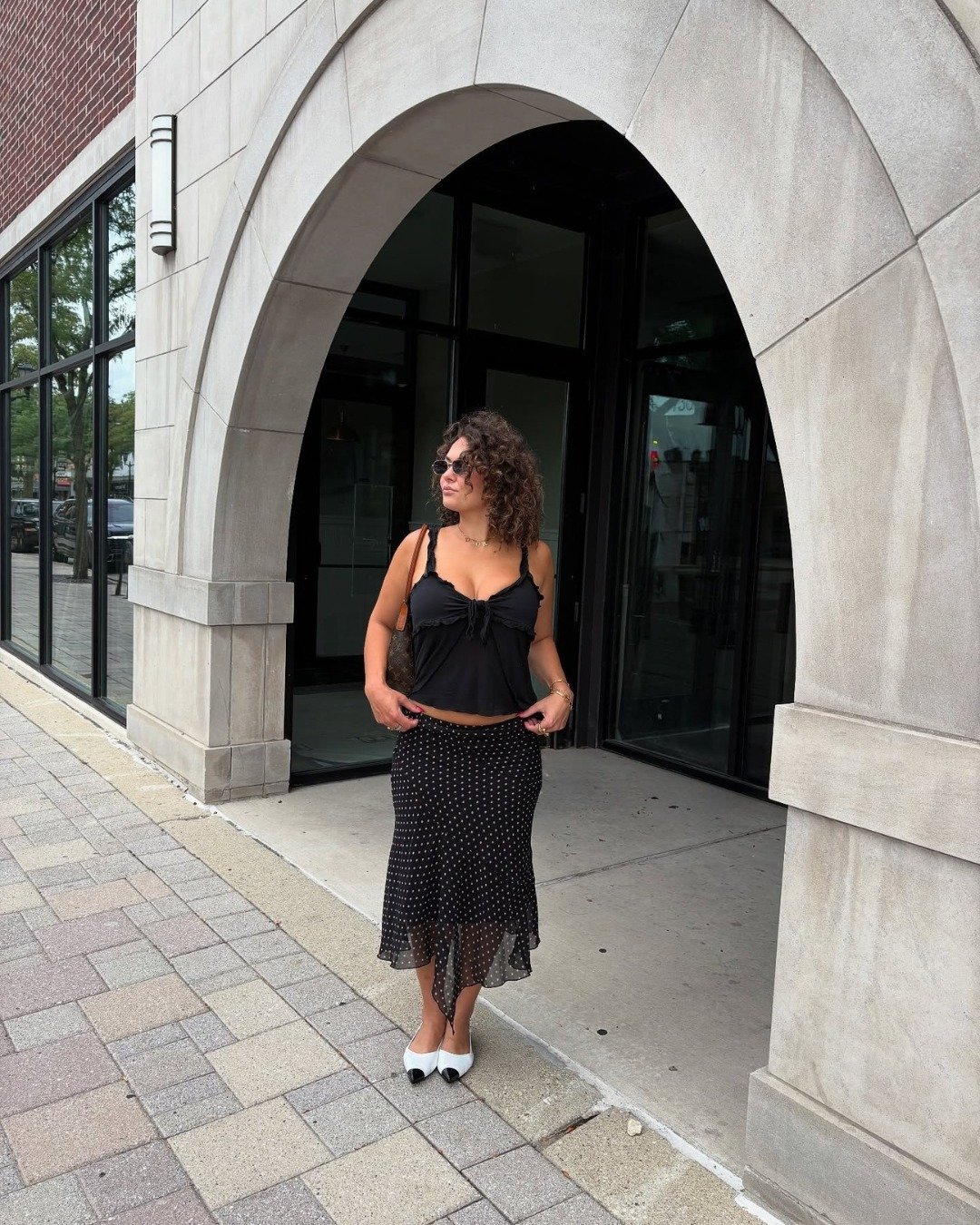 Wearable, effortless style &mdash; curated by real stylists, not algorithms. 

📸 by: @marissagradei 

#PersonalStylist #CuratedOutfitsForYou #SustainableStyleInspo