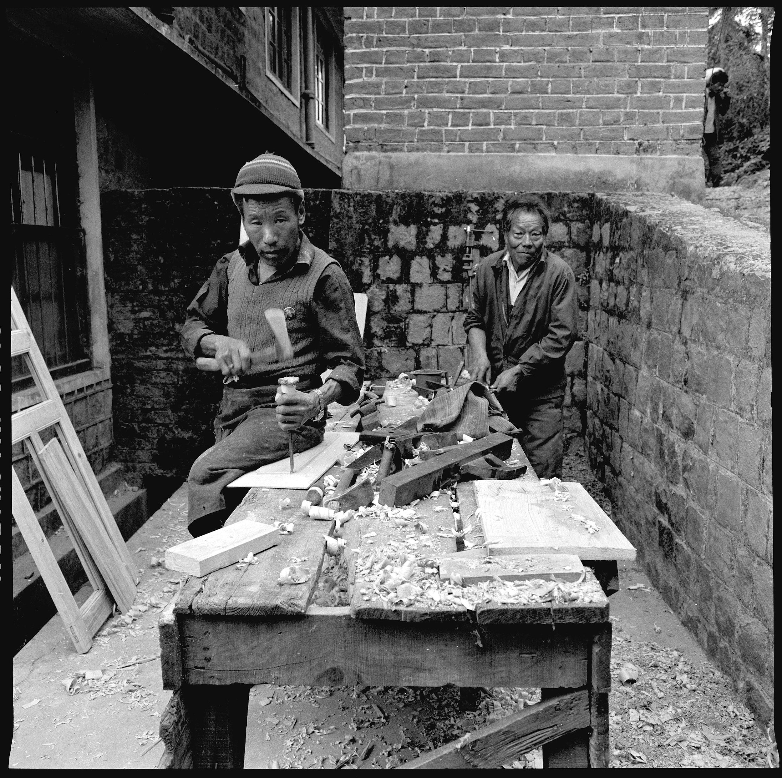 tibetan+carpenters.jpg
