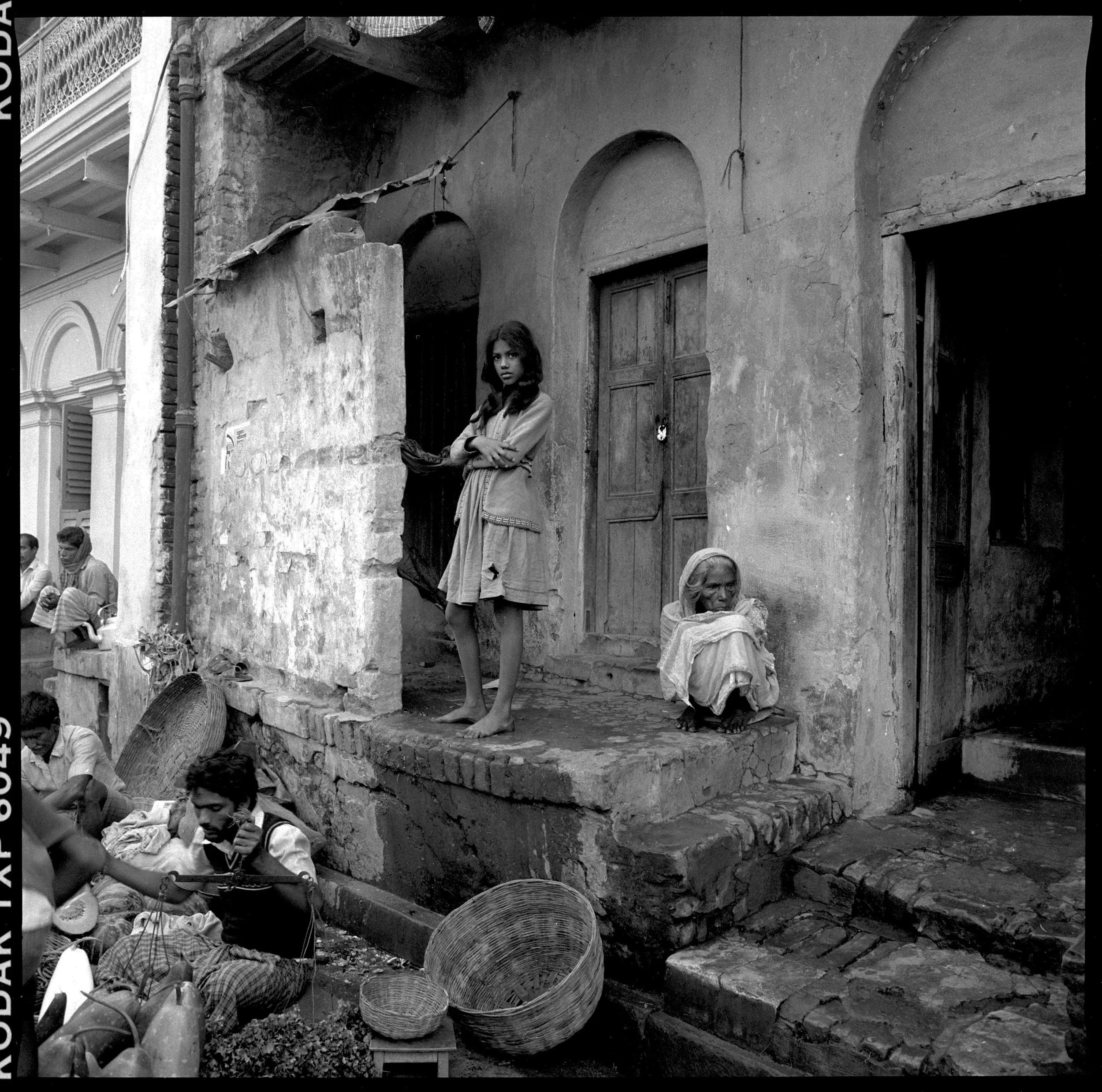 calcutta girl in doorway copy v2_1.jpg