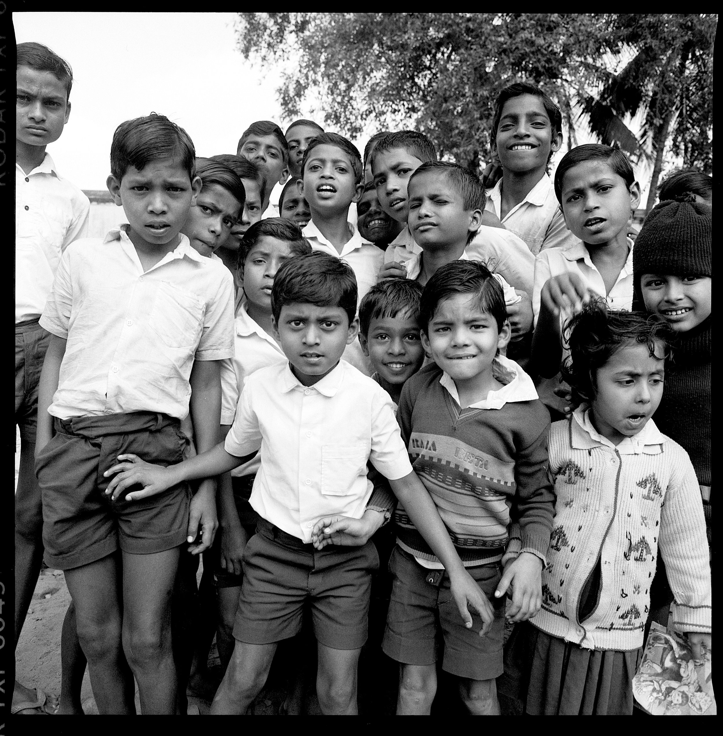 puri schoolchildren copy.jpg