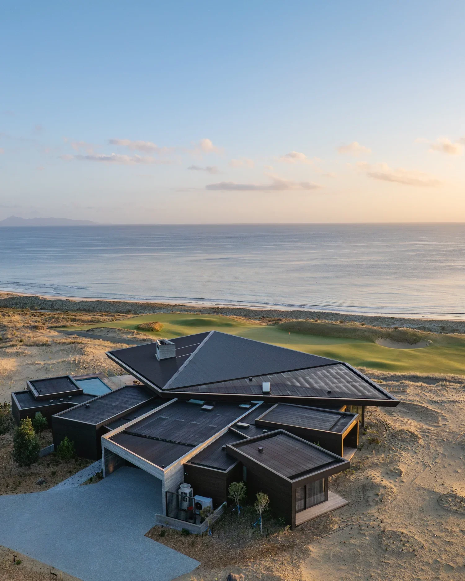 WOCA Projects - Whaitere House8.webp