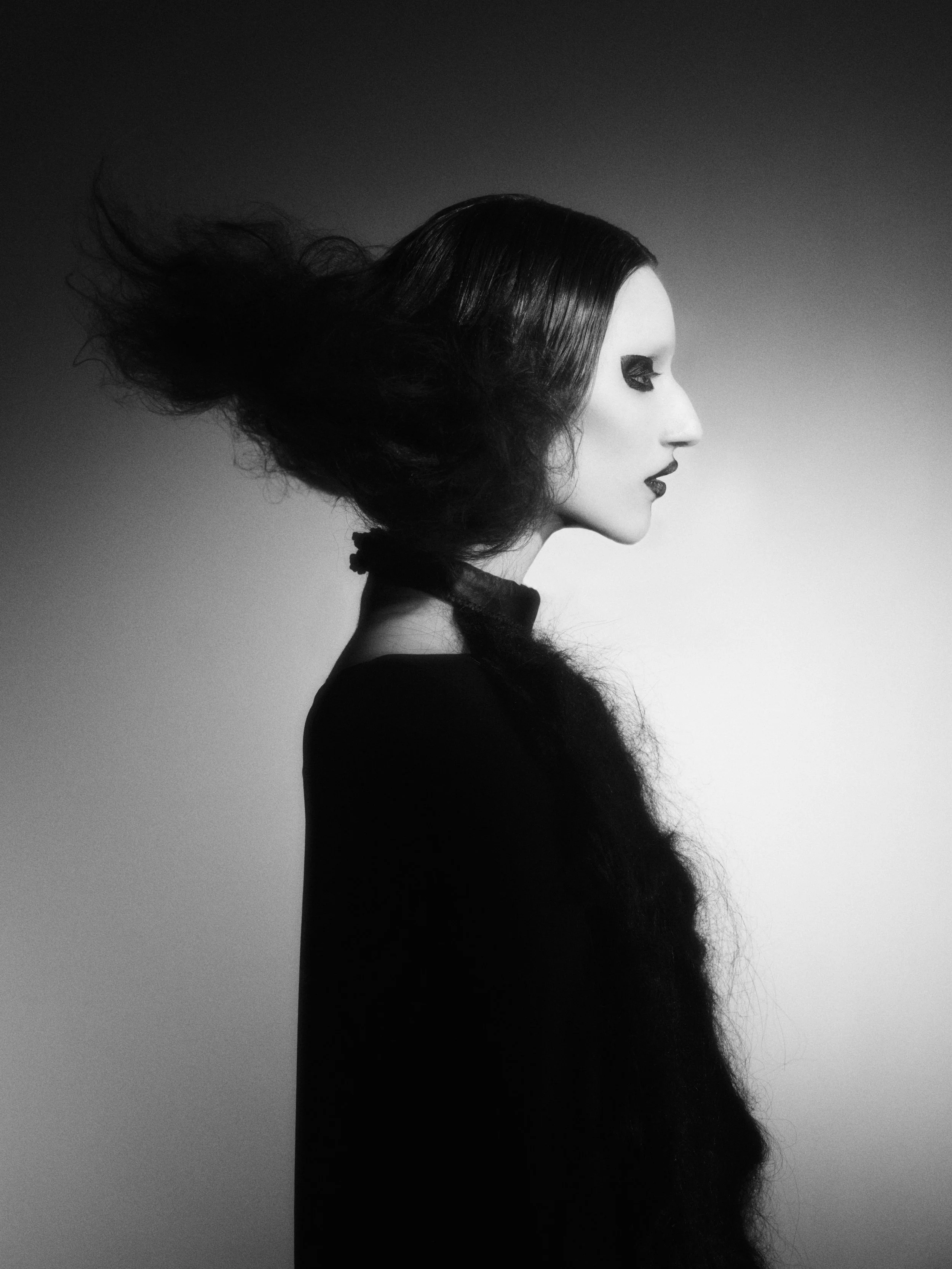 WEB_JPEG - 3500px__15.12.2025 EFFIGY ISABELLA CHARLES3393 1.jpg