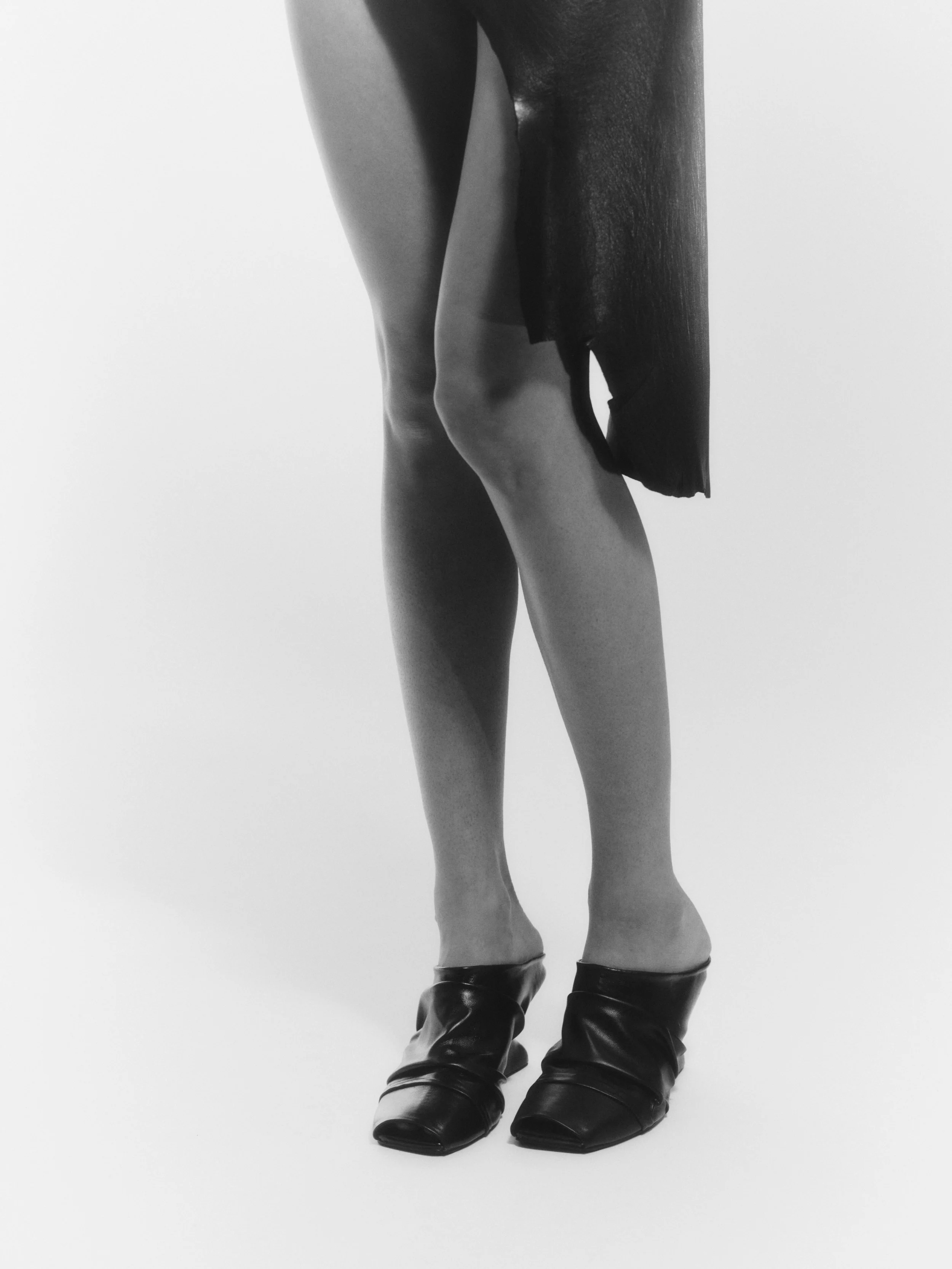 WEB_JPEG - 3500px__15.12.2025 EFFIGY ISABELLA CHARLES2882.jpg