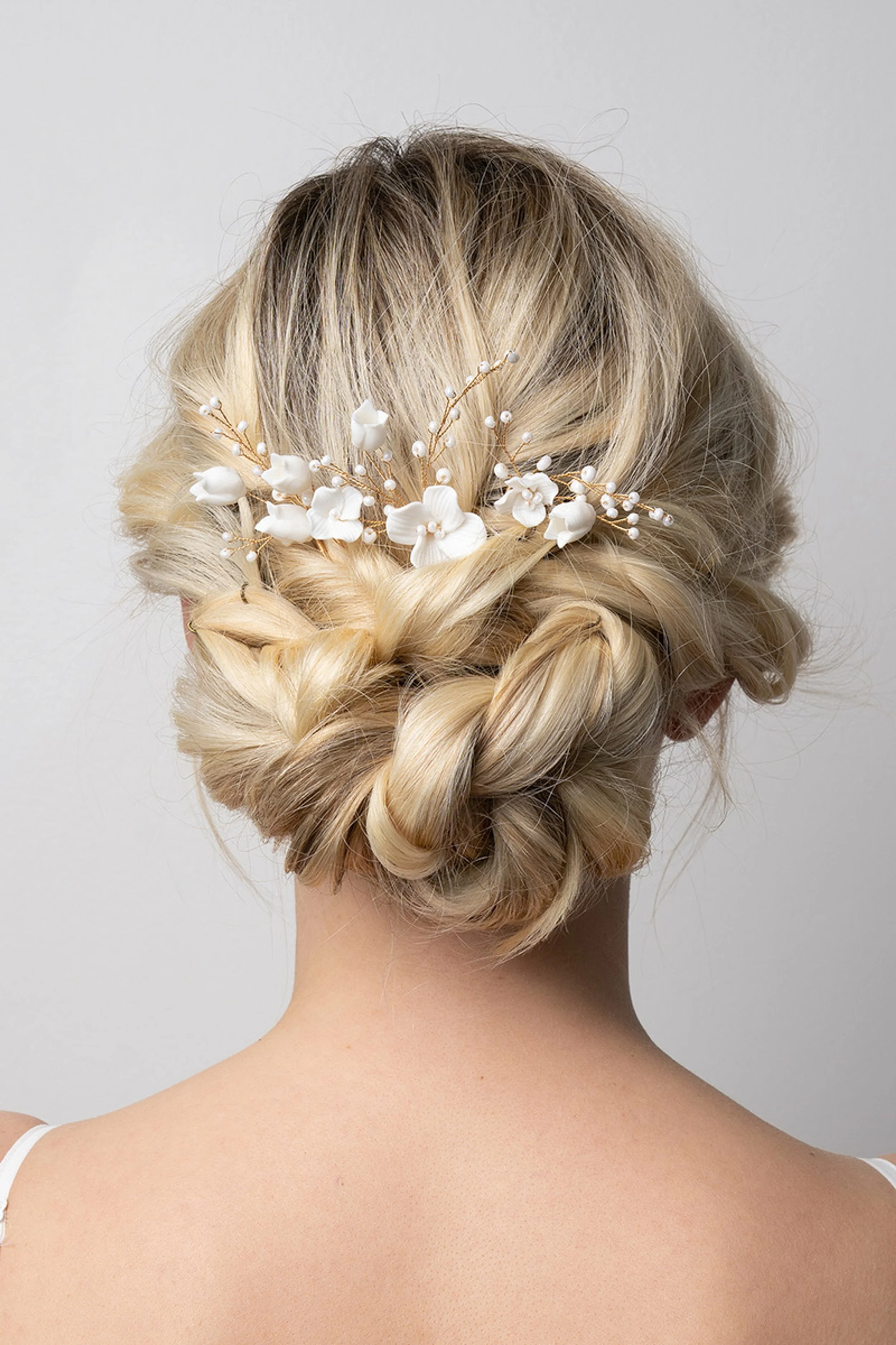 Rosalie-gold-bridal-hair-pins7__11064.jpg