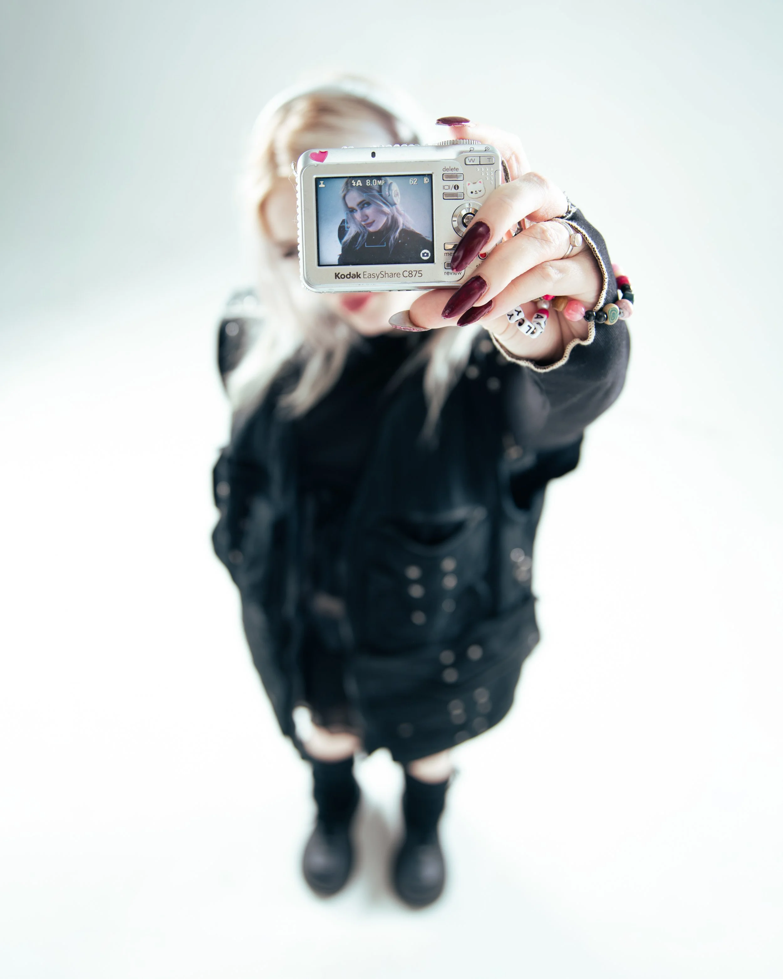 ALLY-11-a.jpg