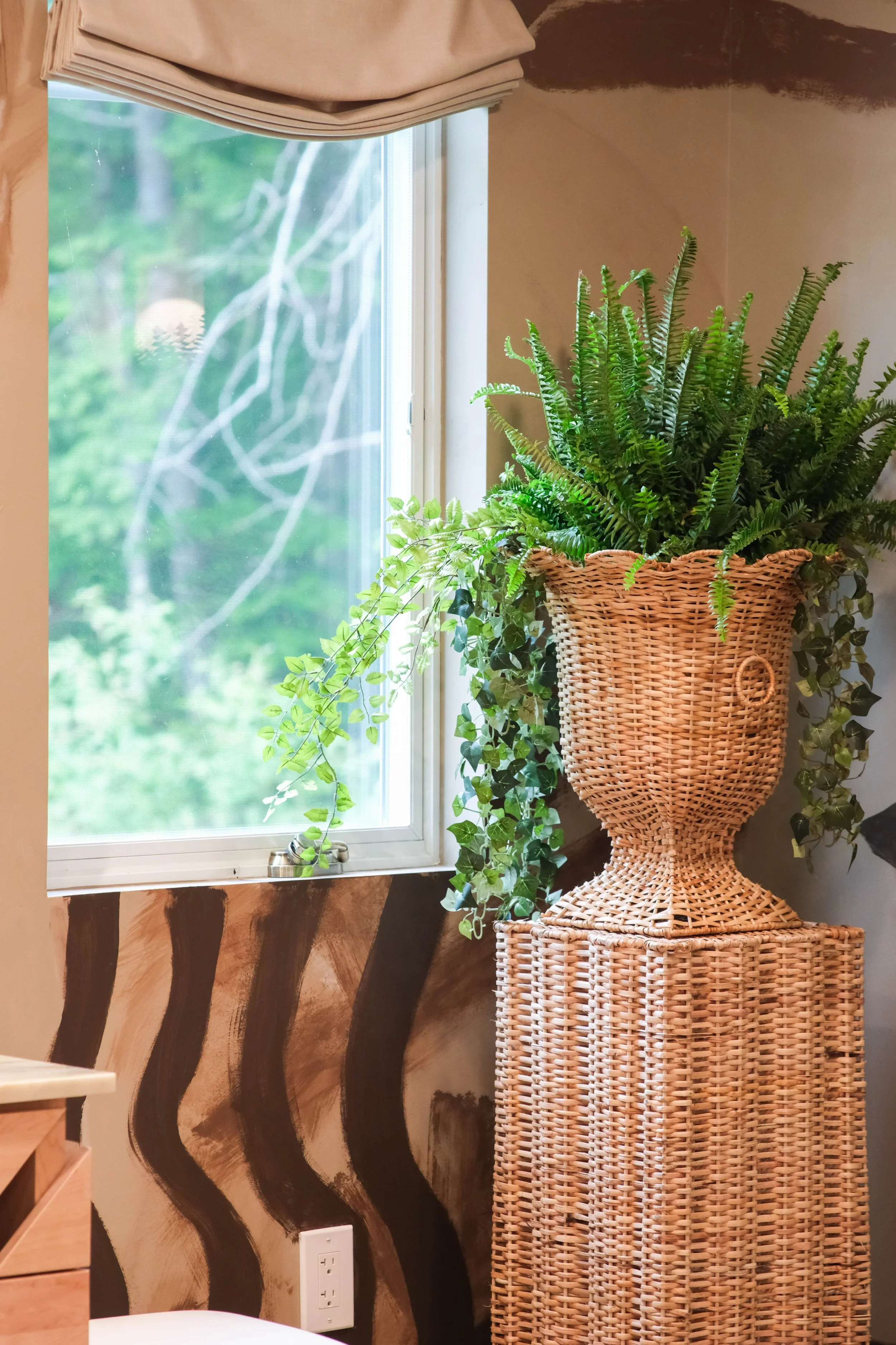 AshleeMacdonald_HomeCamp_MagazineInspired_SarahSullivanPhotography_2025-35-min.jpg