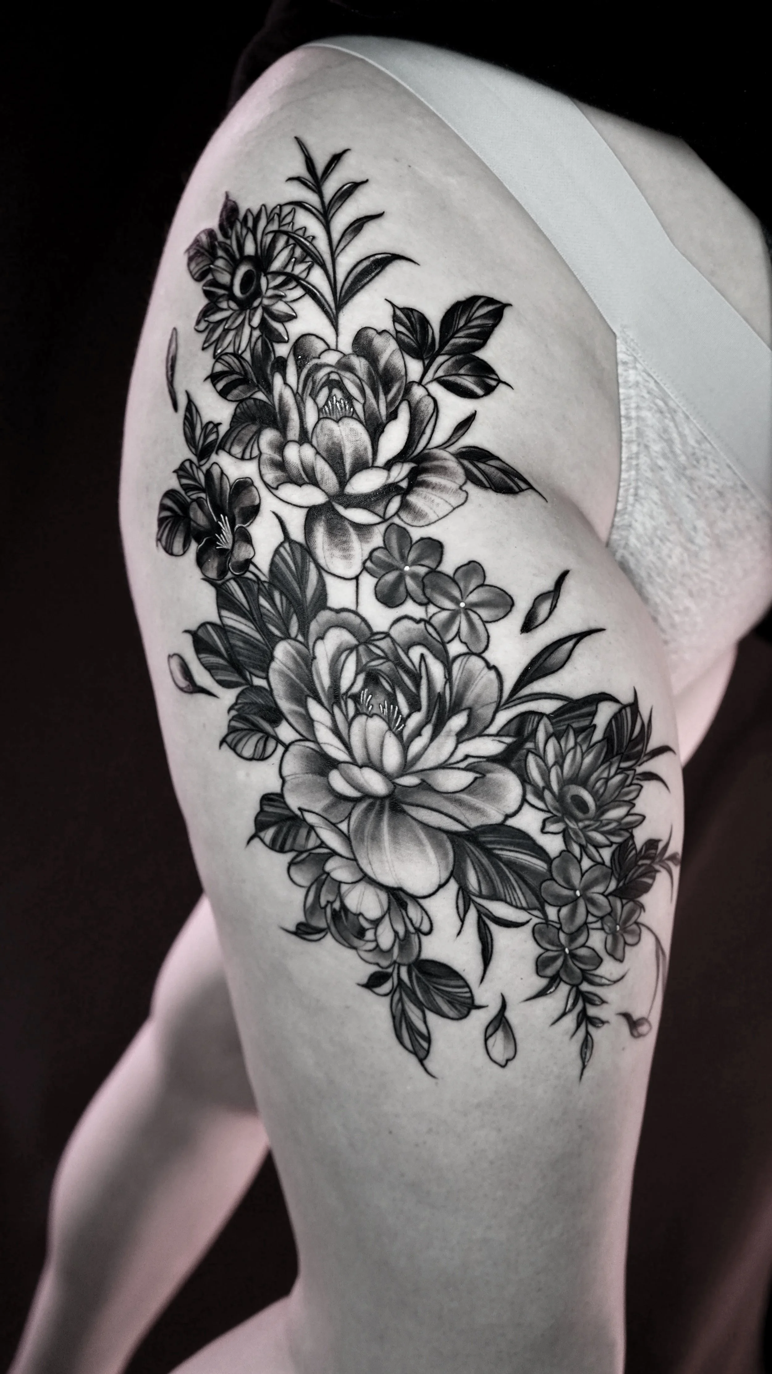 Floral Thigh Black and Grey Tattoo