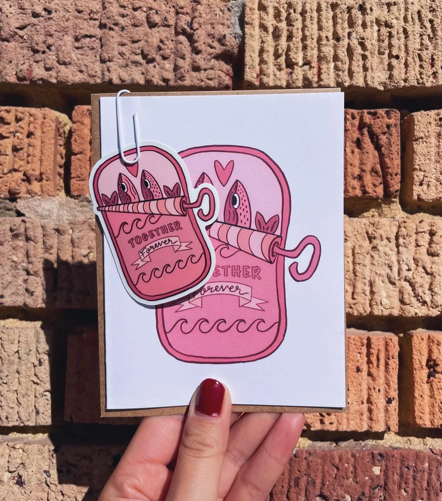 💘💘💘 love is in the air! Valentine&rsquo;s Day cards and stickers available exclusively @silhouette.coffee !!! Come get a cute lil coffee with the new Vday menu ☕️ okay see you soon 😘
&bull;
&bull;
&bull;
#valentinesday #sardineart #sanantonioarti