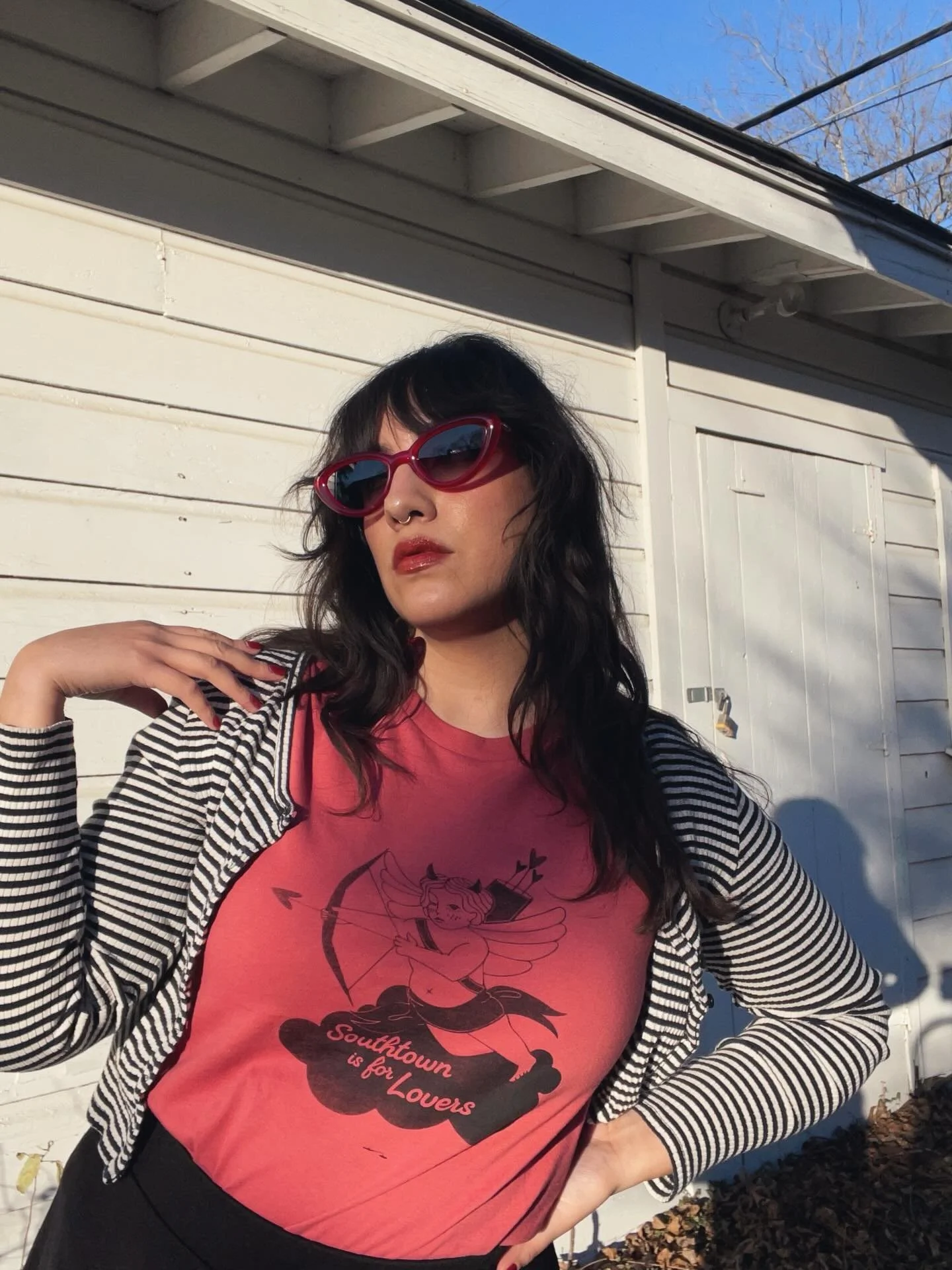 Happy February!! 😍💘 Got lots of love comin towards you. First up, Valentine&rsquo;s Day cards and pop up @silhouette.coffee on 2/13 !!! Next up, live screen printing with @southtownsupplycompany on 2/14!! It&rsquo;s gonna be good, see you there 😘
