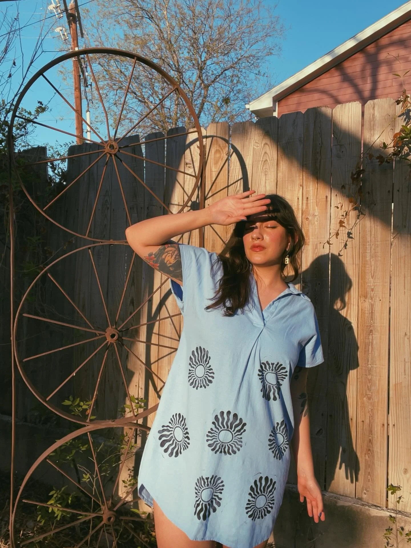 Future is bright !🌞
It&rsquo;s been such a special month already and it&rsquo;s not even over. I have some more events coming up and some moments to still share, but I&rsquo;m also finding comfort in going back to the basics. I thrifted a bunch of n