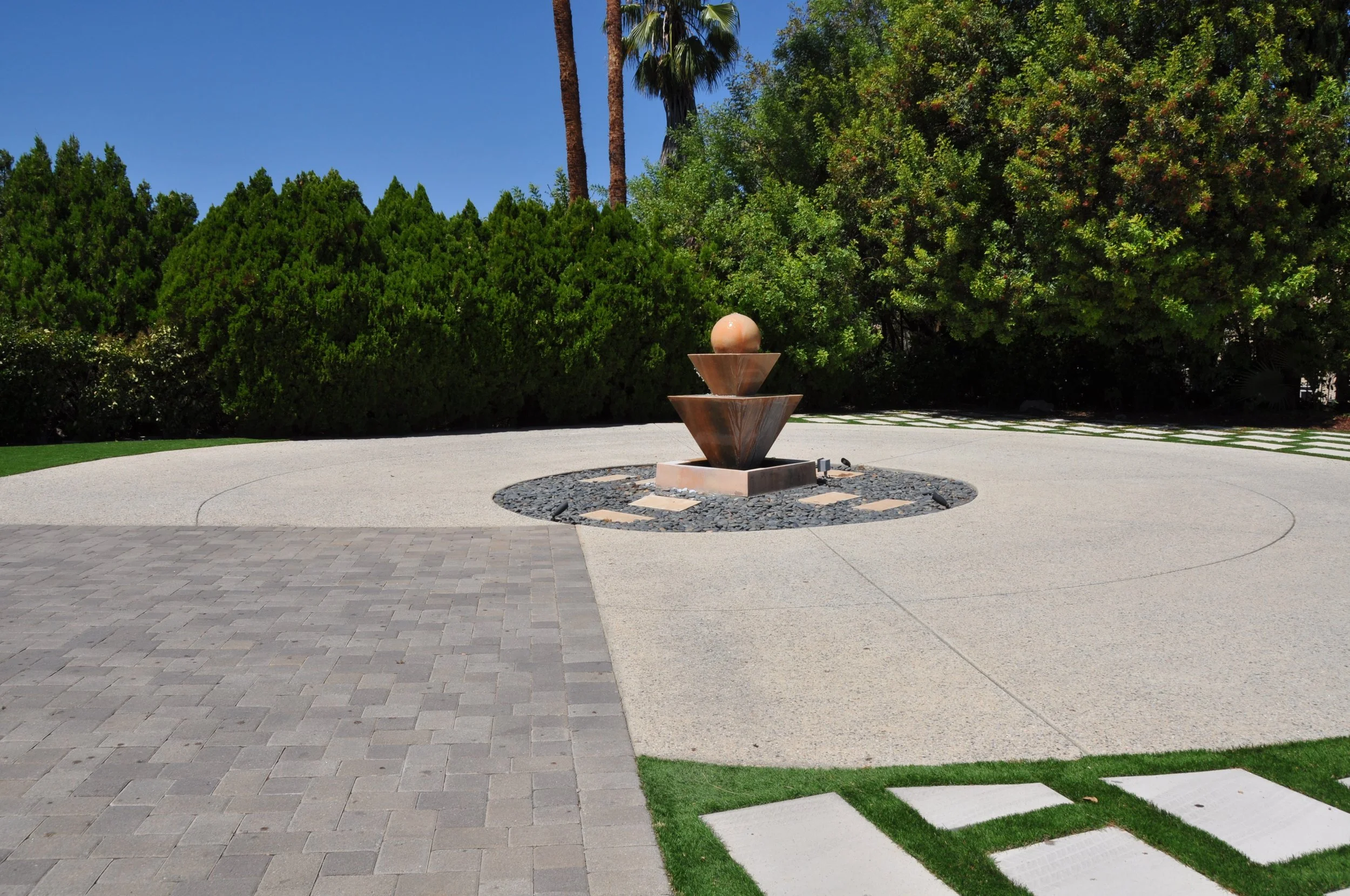 Round Driveway Before.JPG