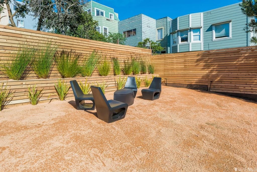 Fox Brother's Construction - 4524 Balboa - Garden sitting area