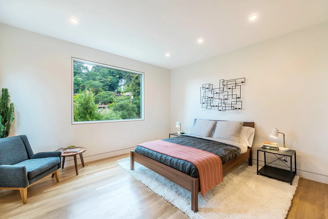 Fox Brother's Construction - 35 Tamalpais Top-level bedroom