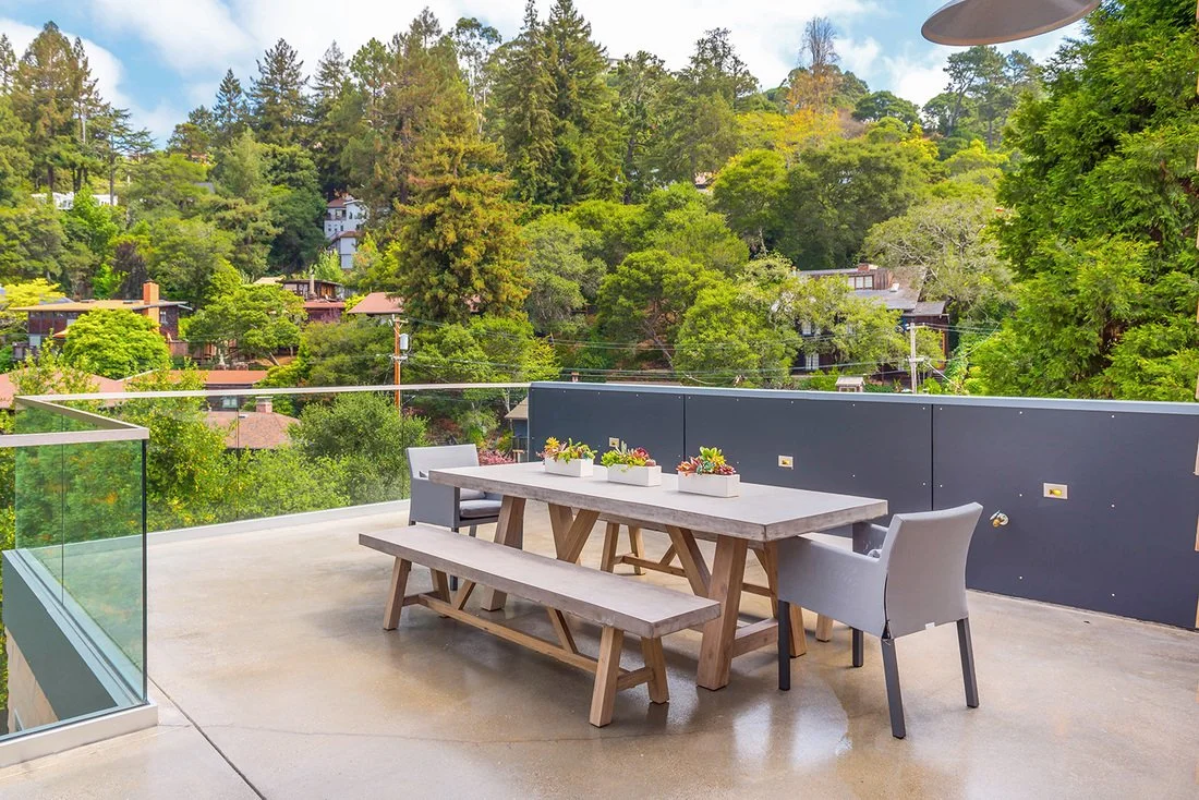 Fox Brother's Construction - 35 Tamalpais Top-level deck
