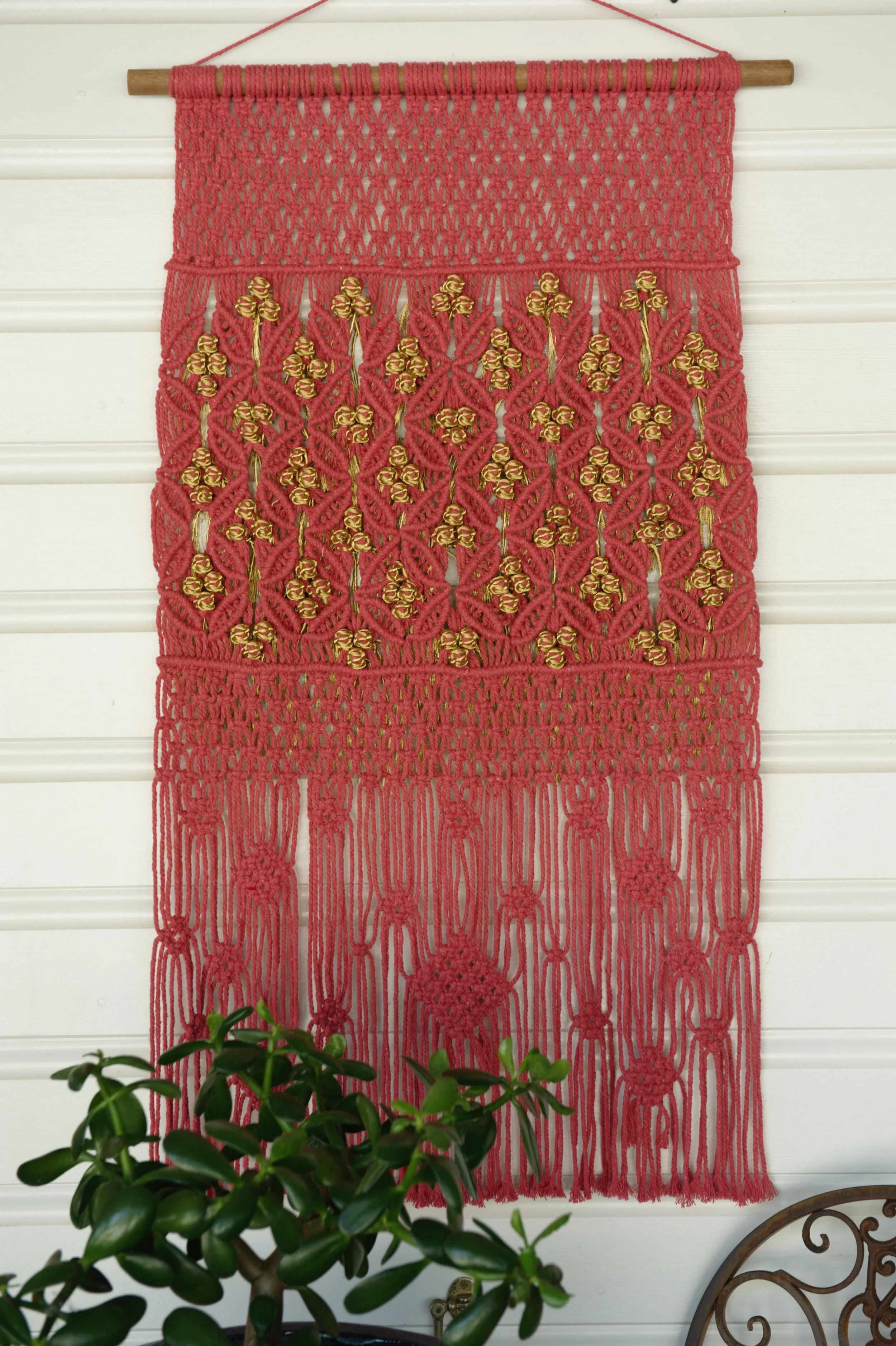 Golden Prosperity (2023). 60cm x 108cm. Private Collection.