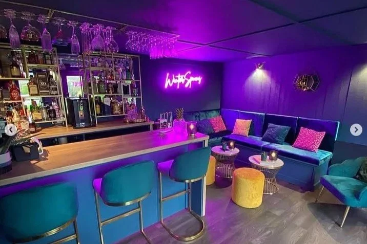The Art Deco Bar - Langstone