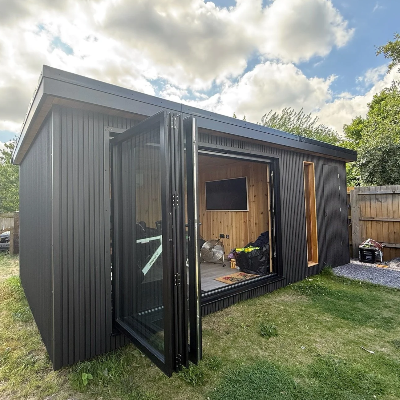 Multi-purpose garden office and sauna Newport